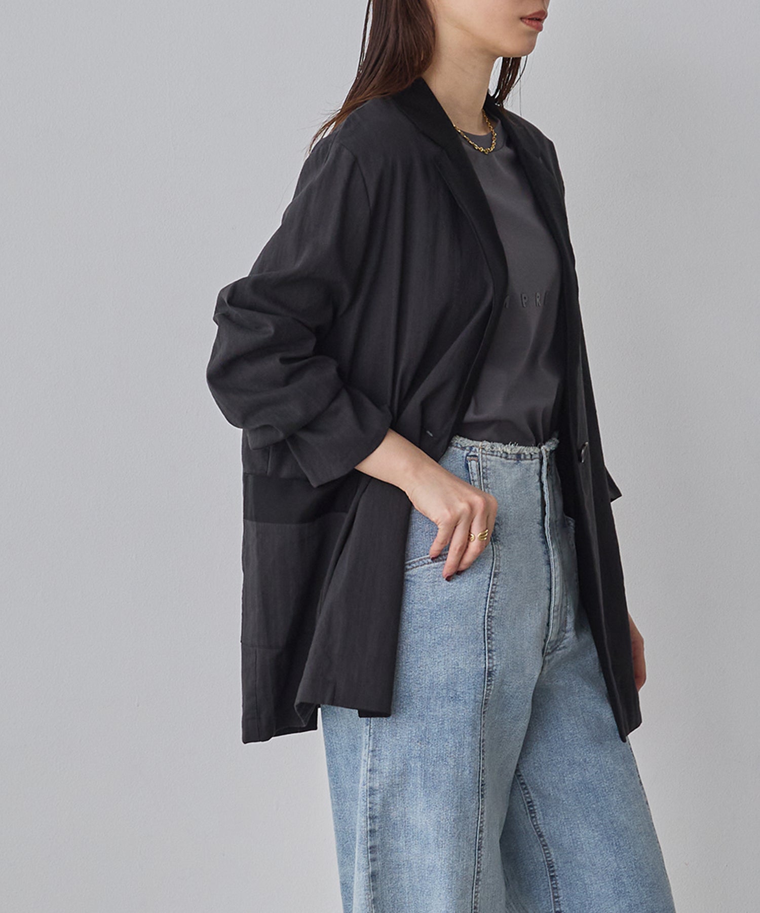 MIXED-FABRIC TAILORED JACKET