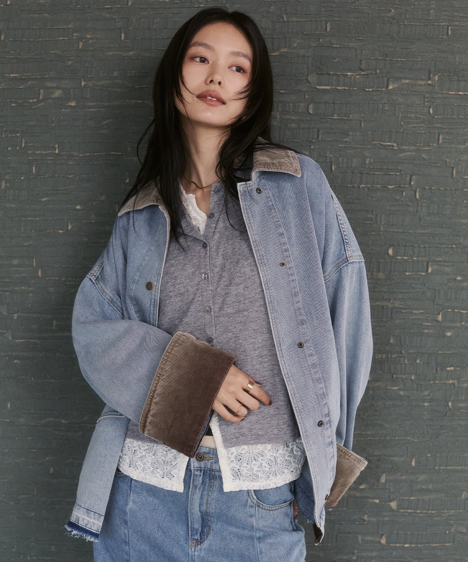 TWO-TONE DENIM JACKET