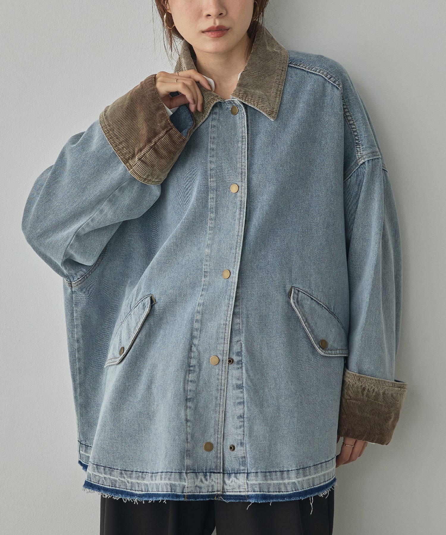 TWO-TONE DENIM JACKET