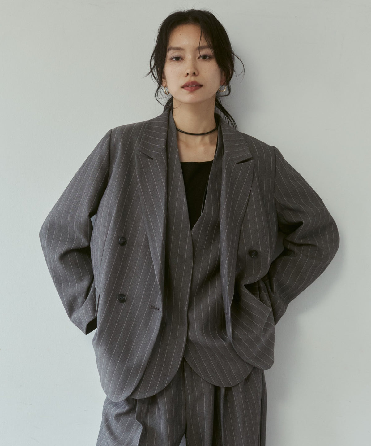 DOUBLE-BREASTED JACKET