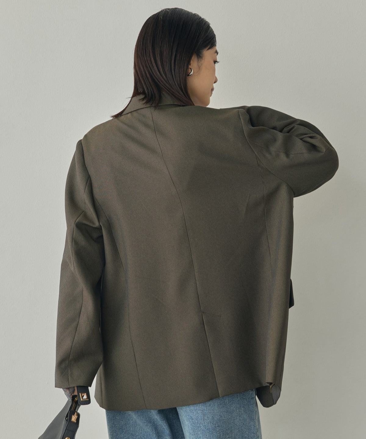 DOUBLE-BREASTED JACKET