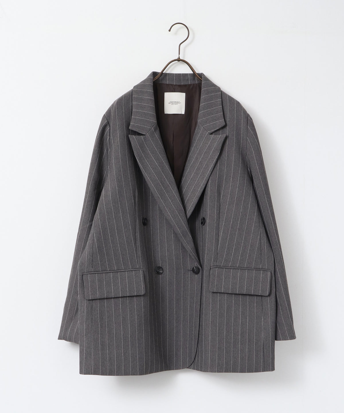 DOUBLE-BREASTED JACKET