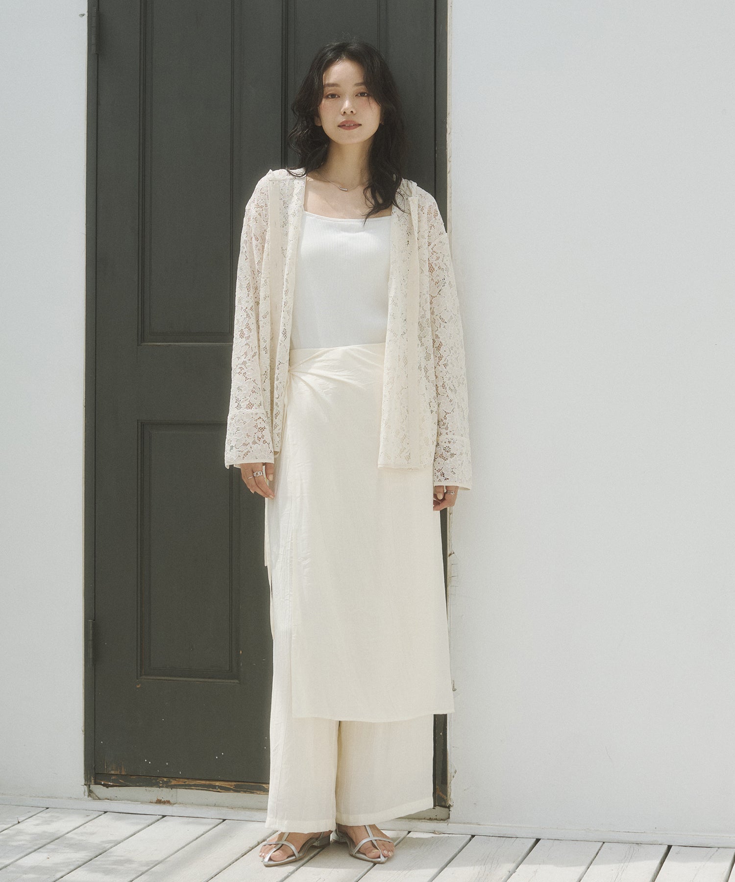 MESH-PATTERNED LACE HOODED CARDIGAN
