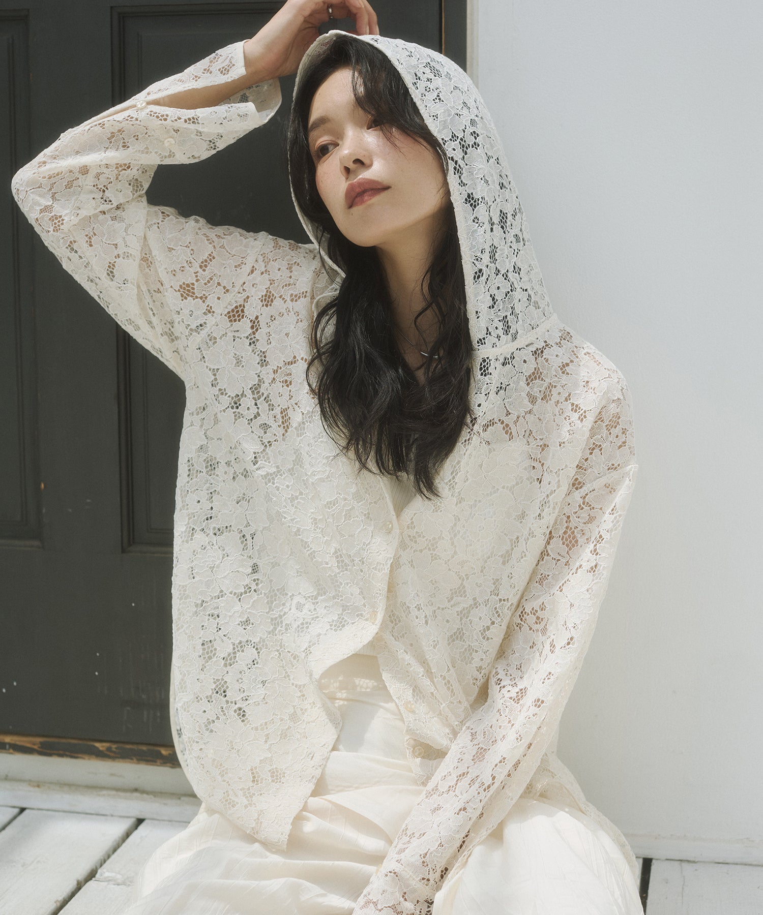 MESH-PATTERNED LACE HOODED CARDIGAN