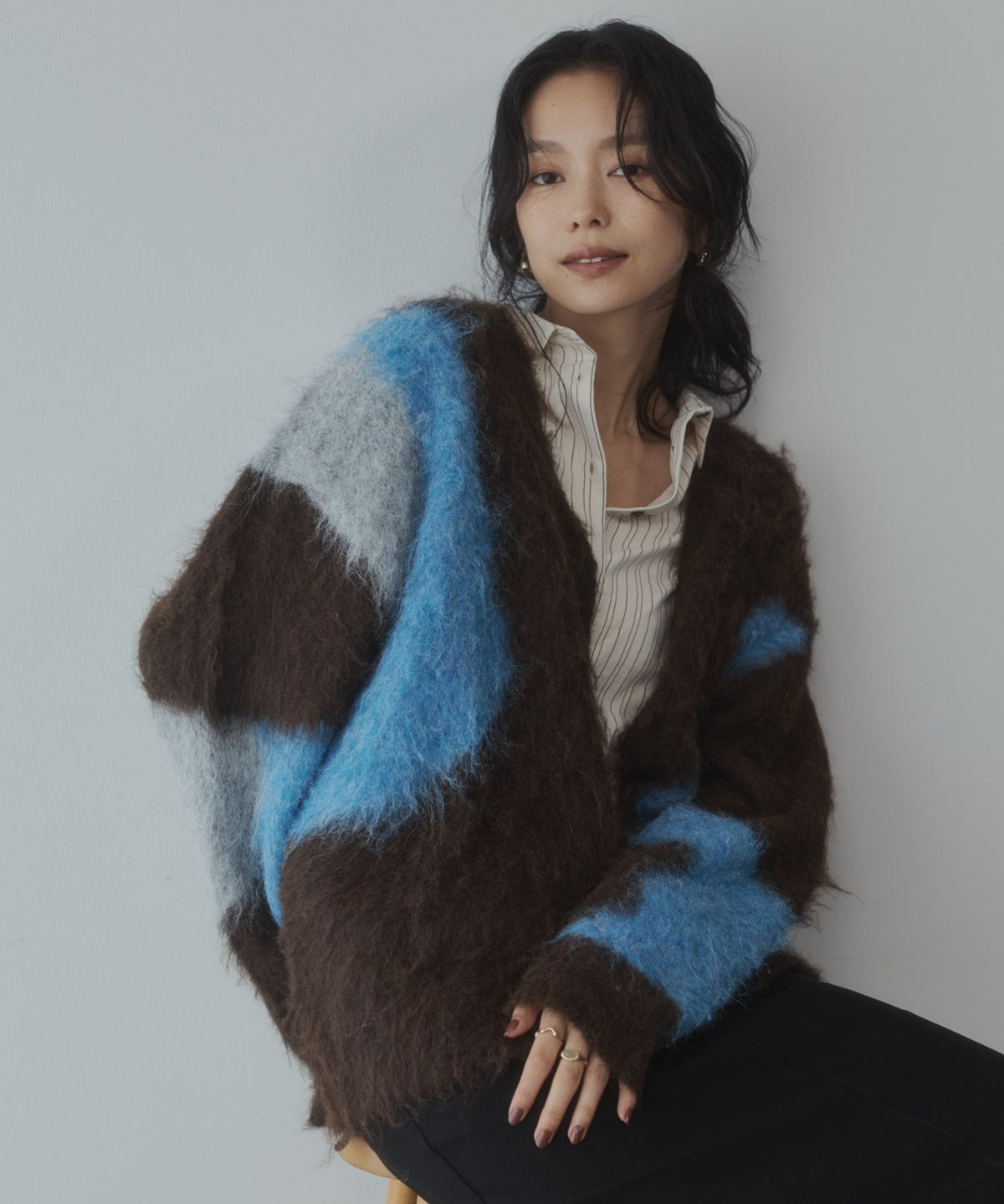NUANCE-PATTERNED BLOCK KNIT CARDIGAN