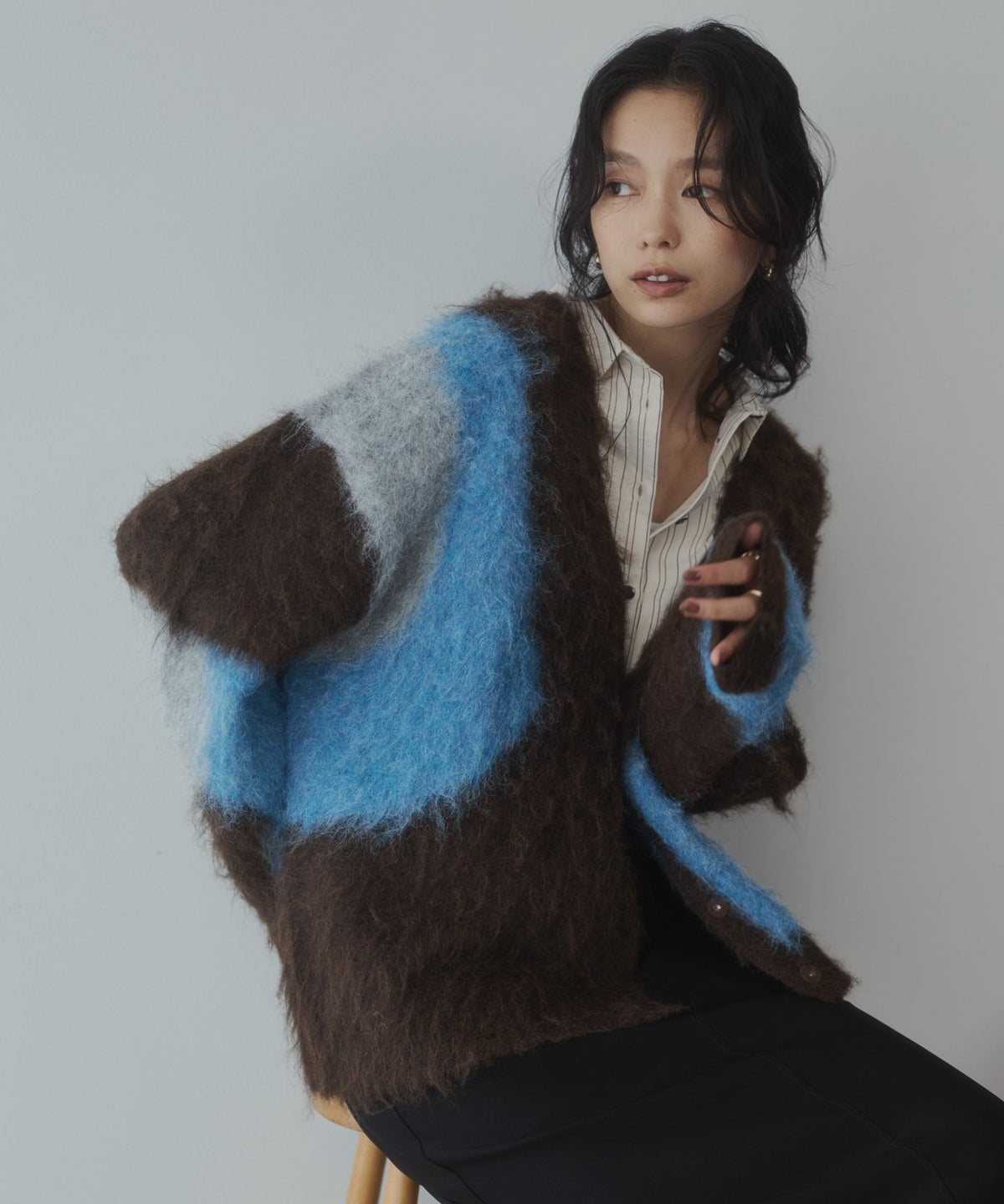 NUANCE-PATTERNED BLOCK KNIT CARDIGAN