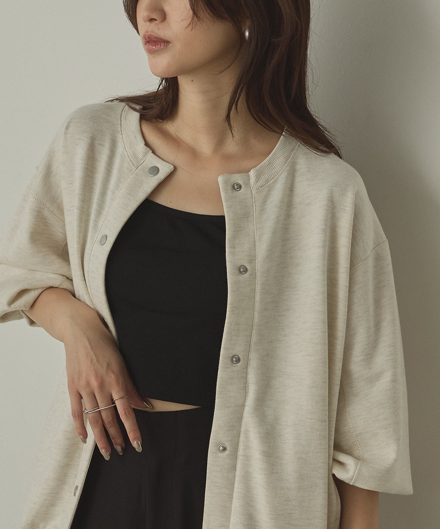 ラメステッチ クルーネックカーディガン