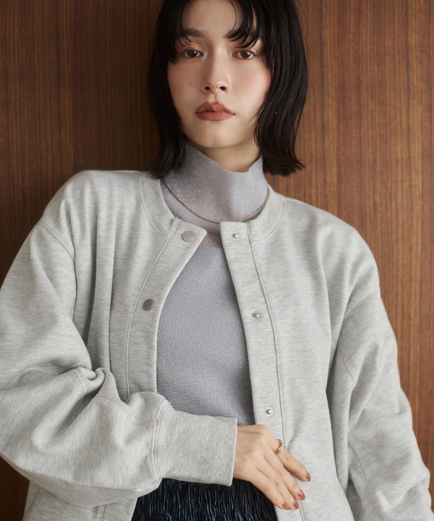 ラメステッチ クルーネックカーディガン