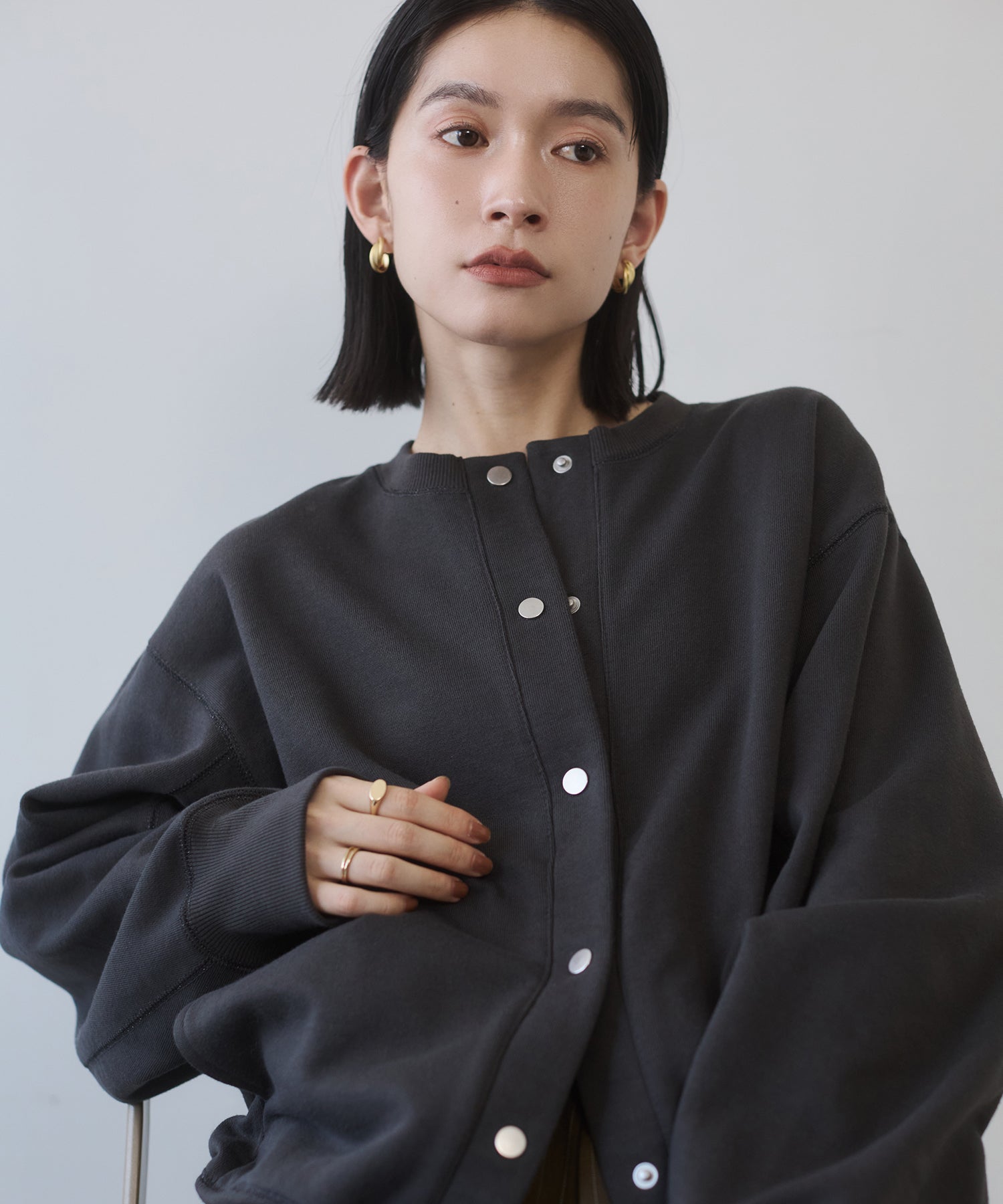 ラメステッチ クルーネックカーディガン