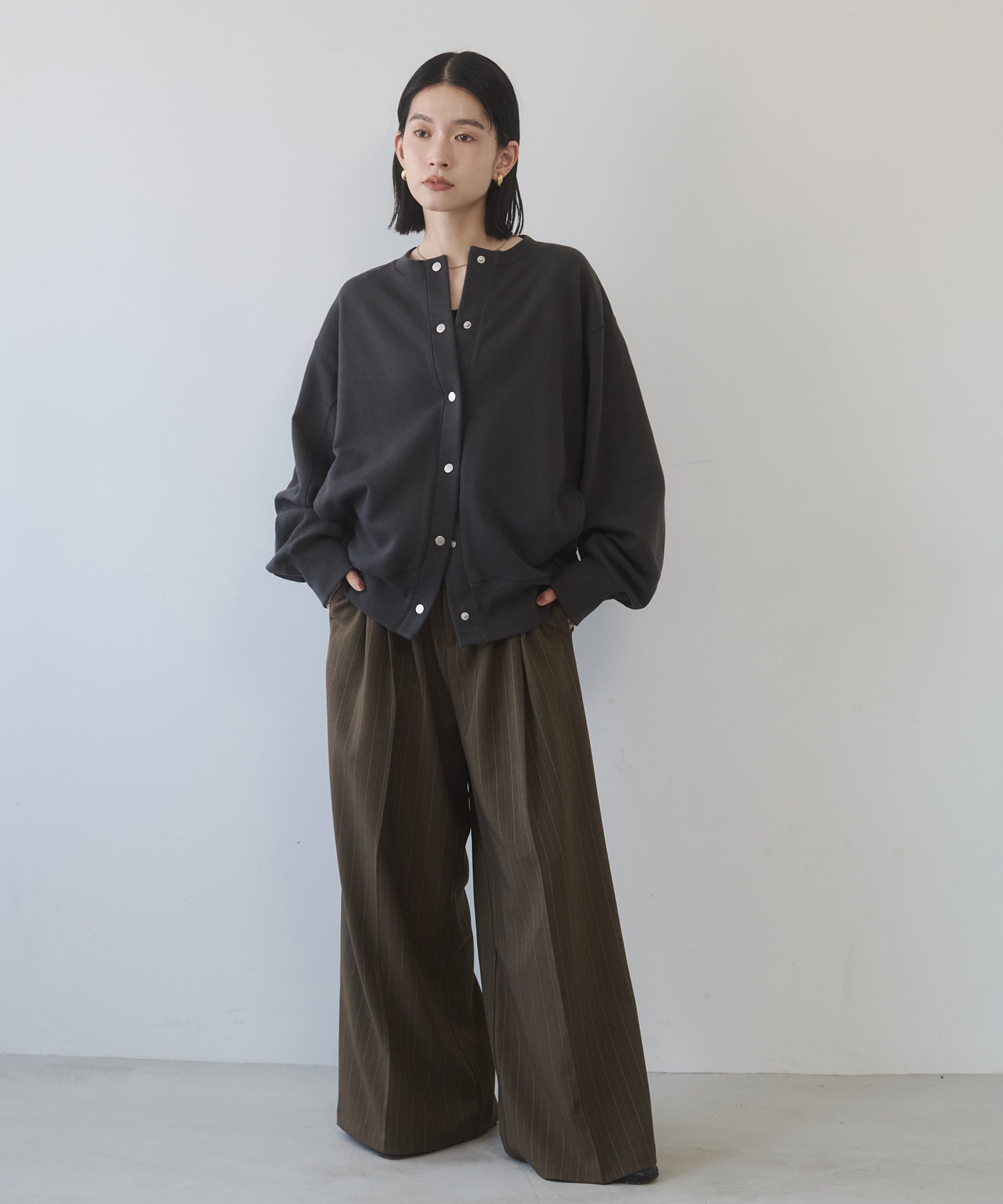 ラメステッチ クルーネックカーディガン