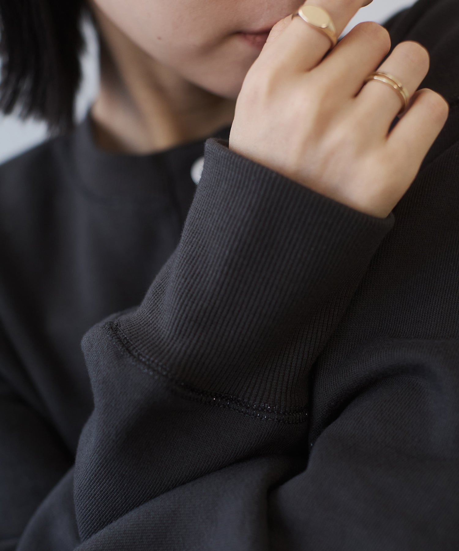 ラメステッチ クルーネックカーディガン