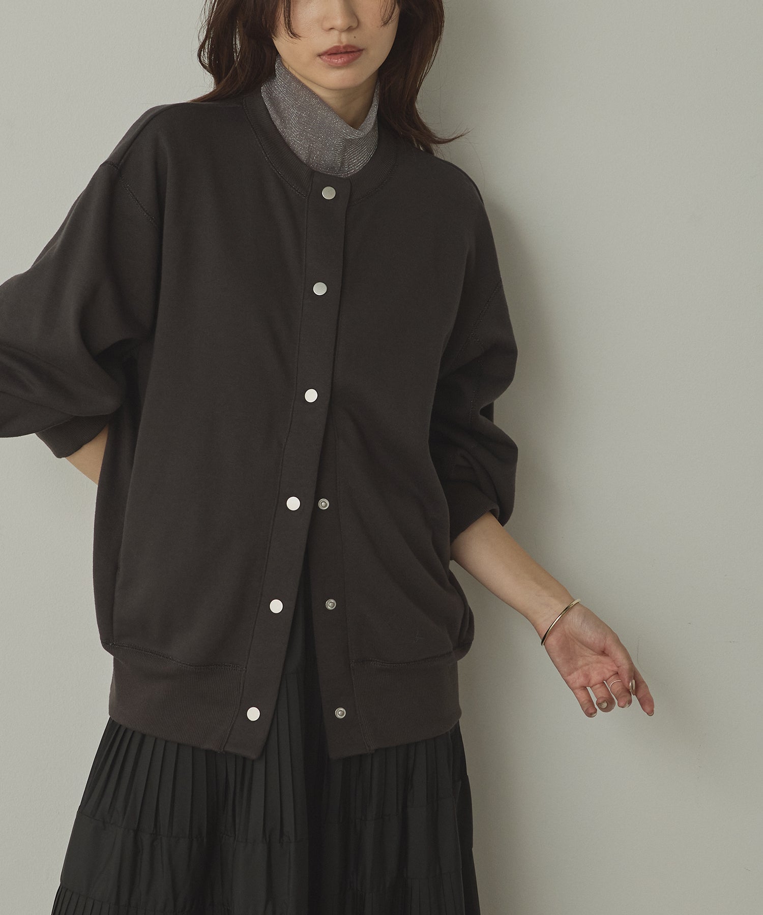 ラメステッチ クルーネックカーディガン