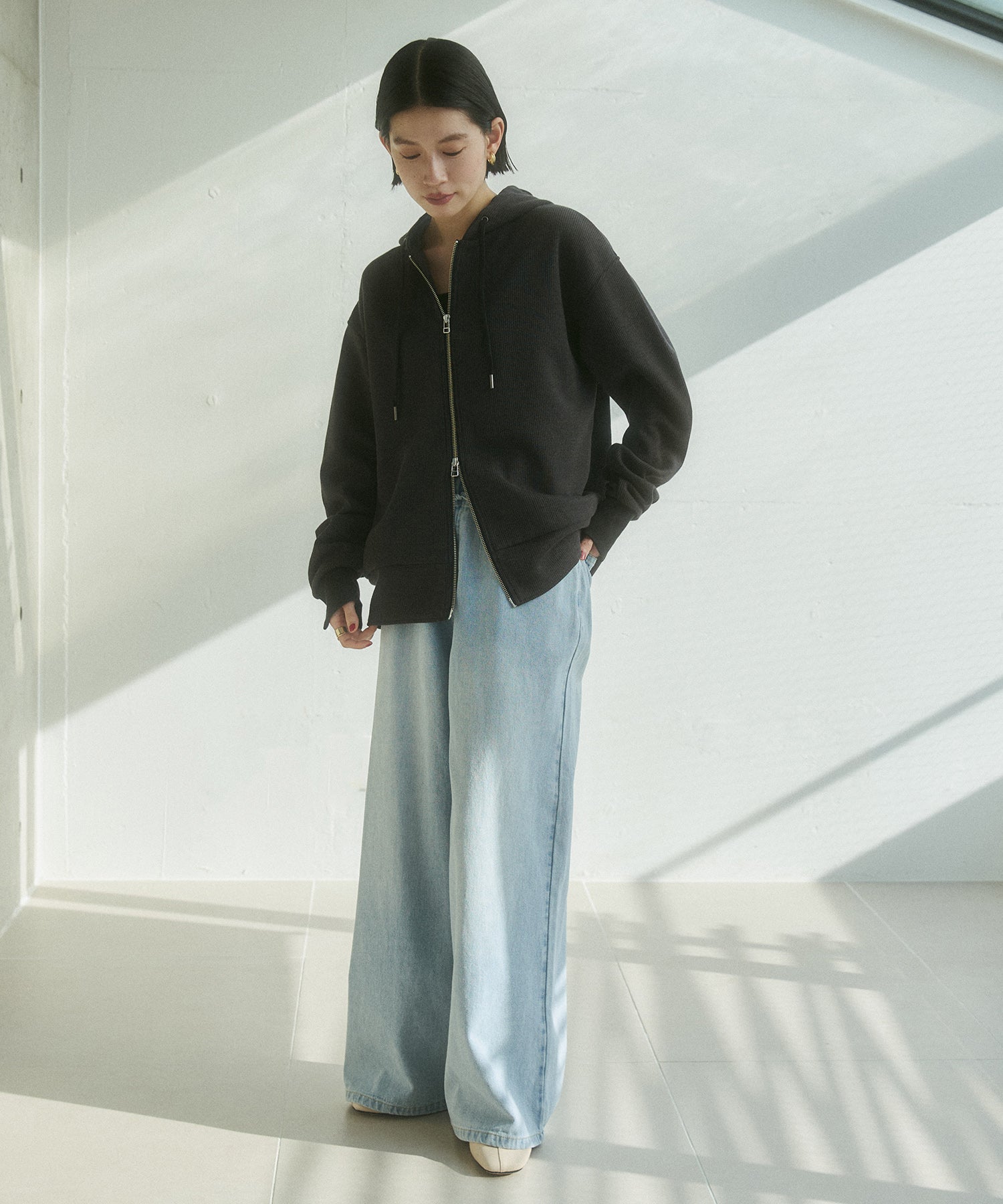 model : H162 着用サイズ : FREE