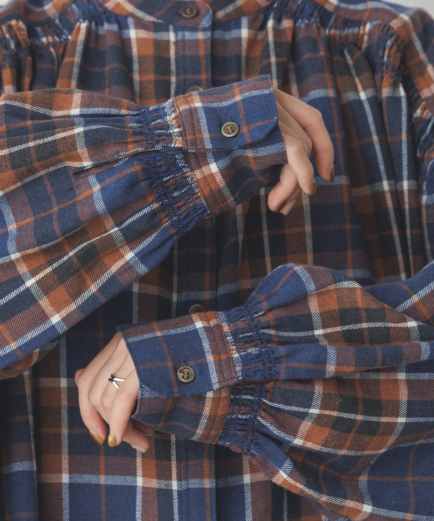 ネルチェックギャザーシャツ