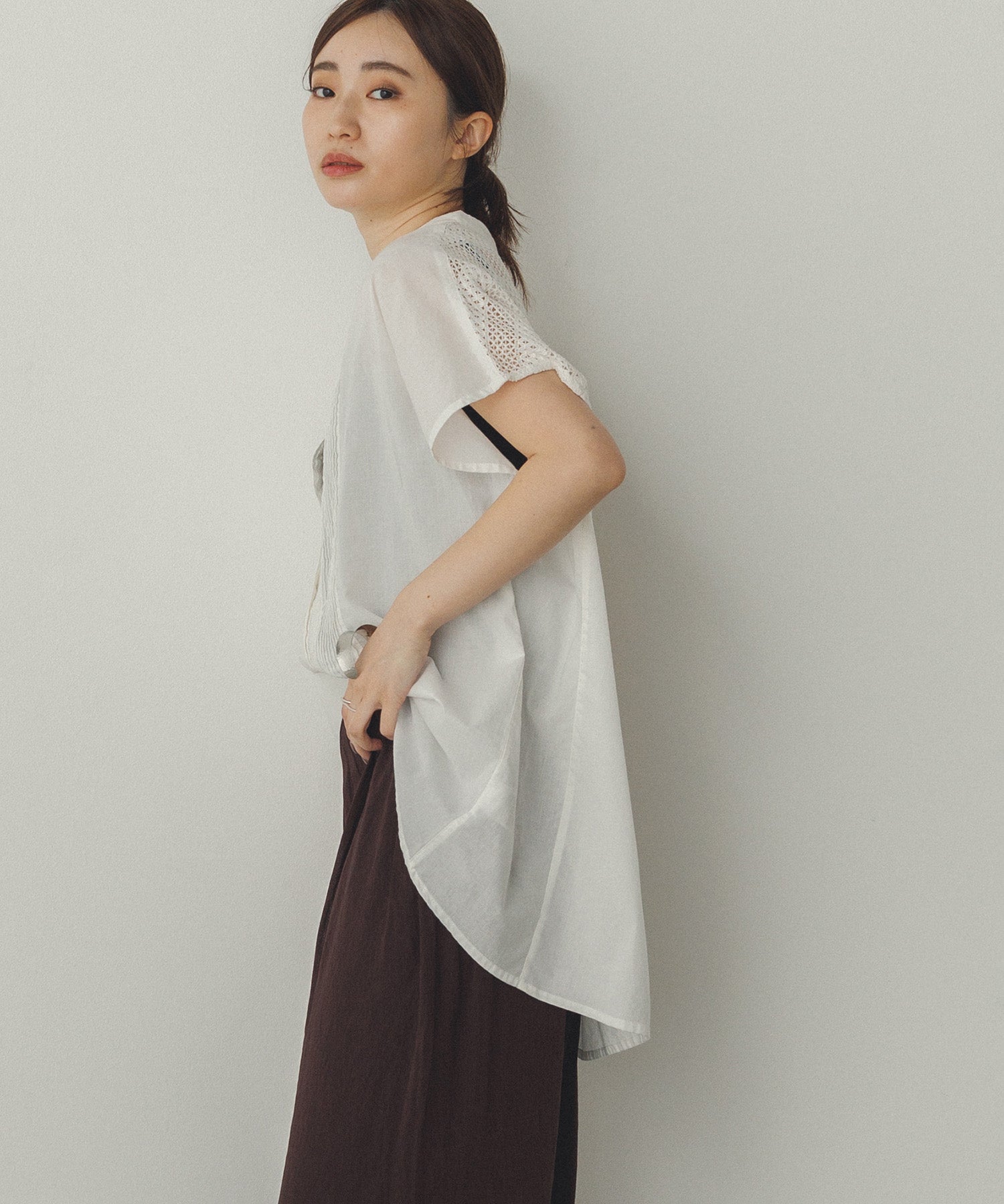 ピンタック レースシャツ