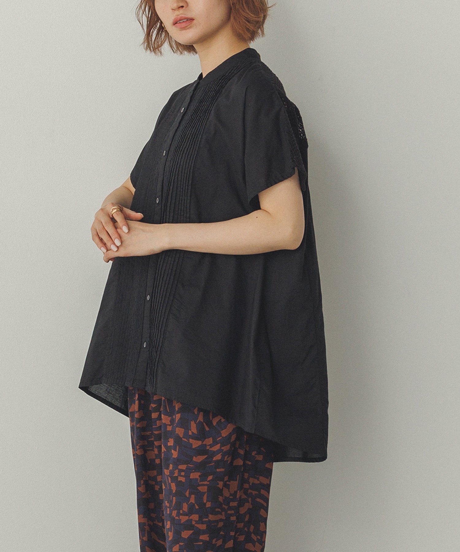 ピンタック レースシャツ