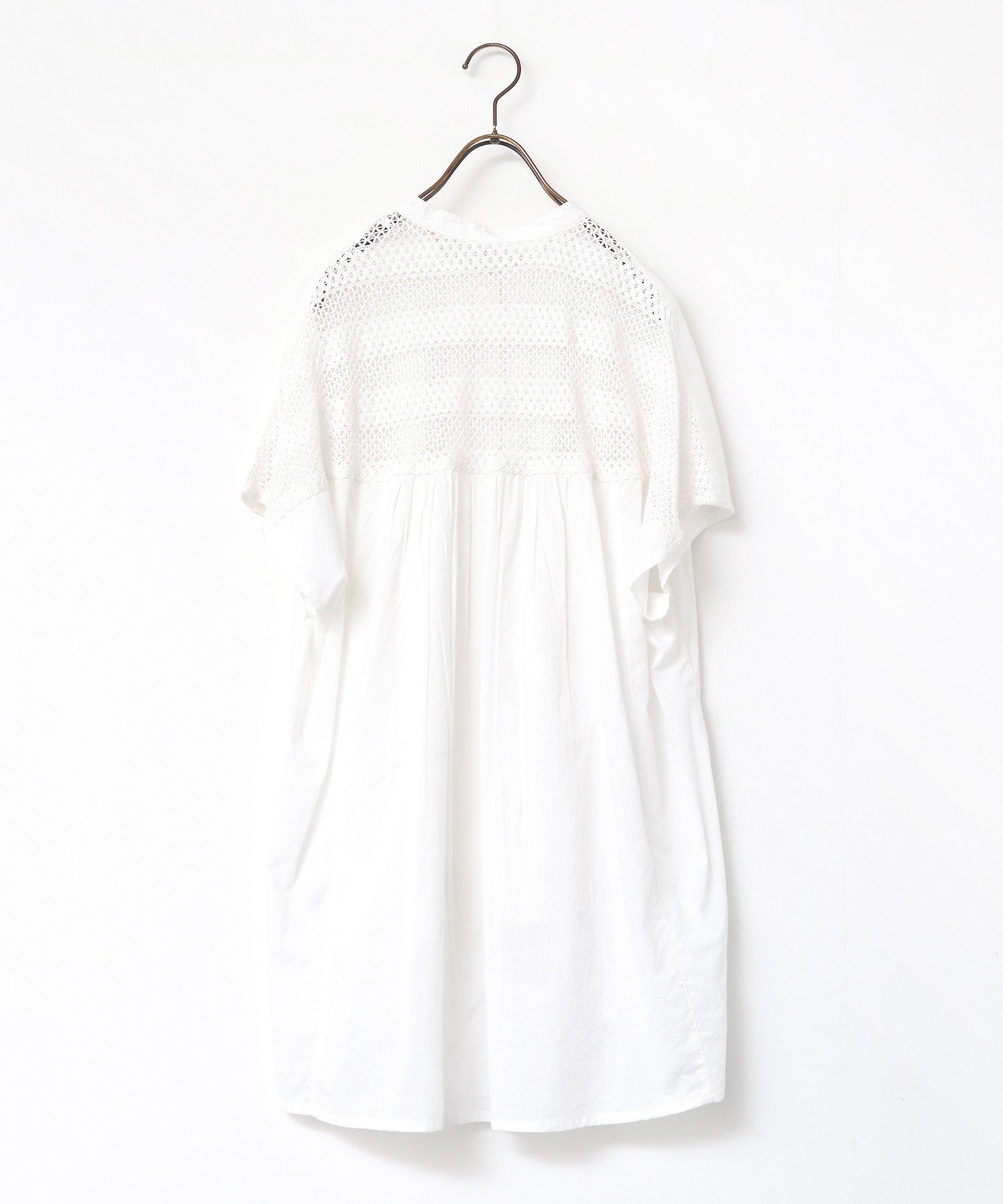 ピンタック レースシャツ