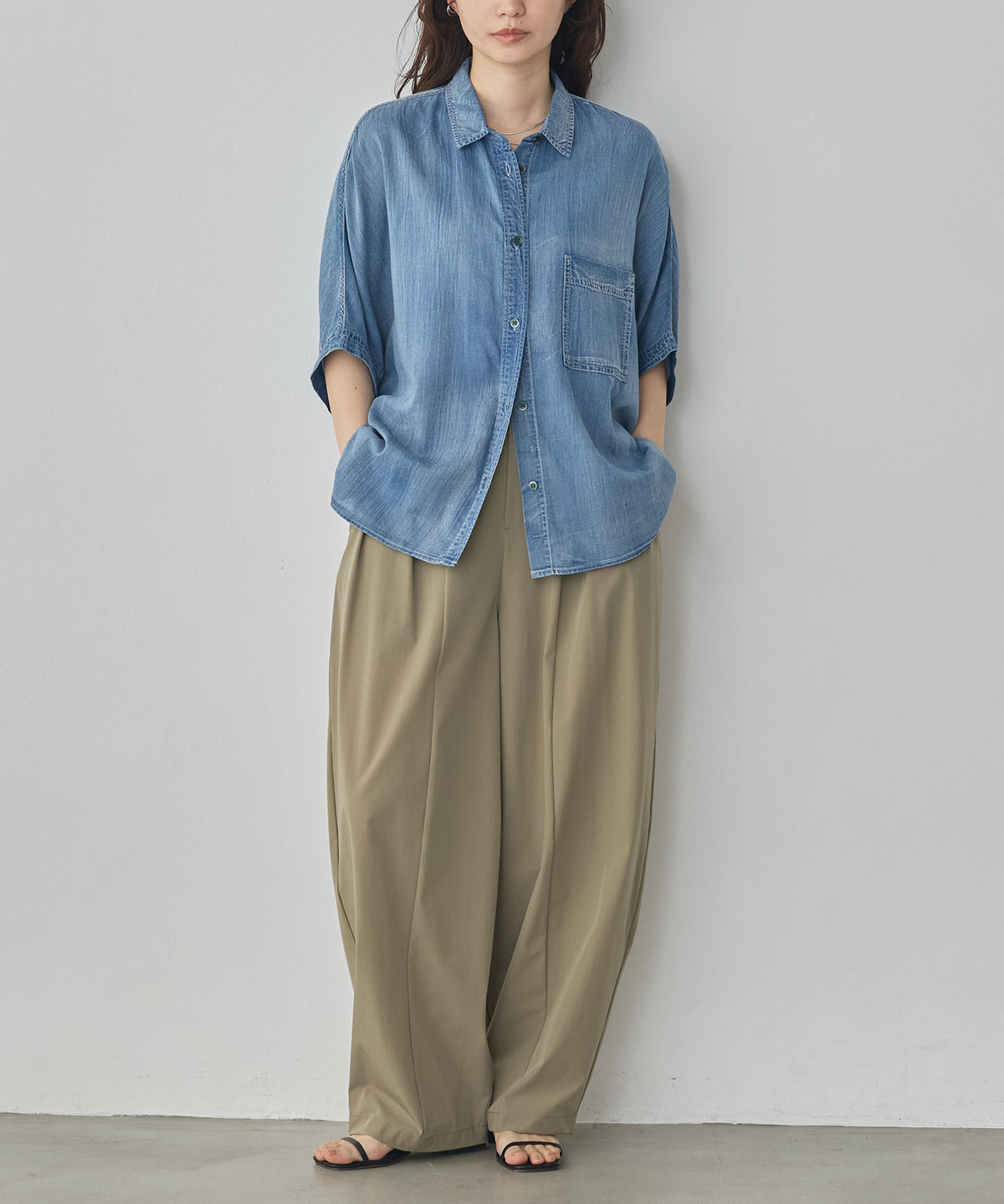 SHEER DENIM SHORT-SLEEVE SHIRT