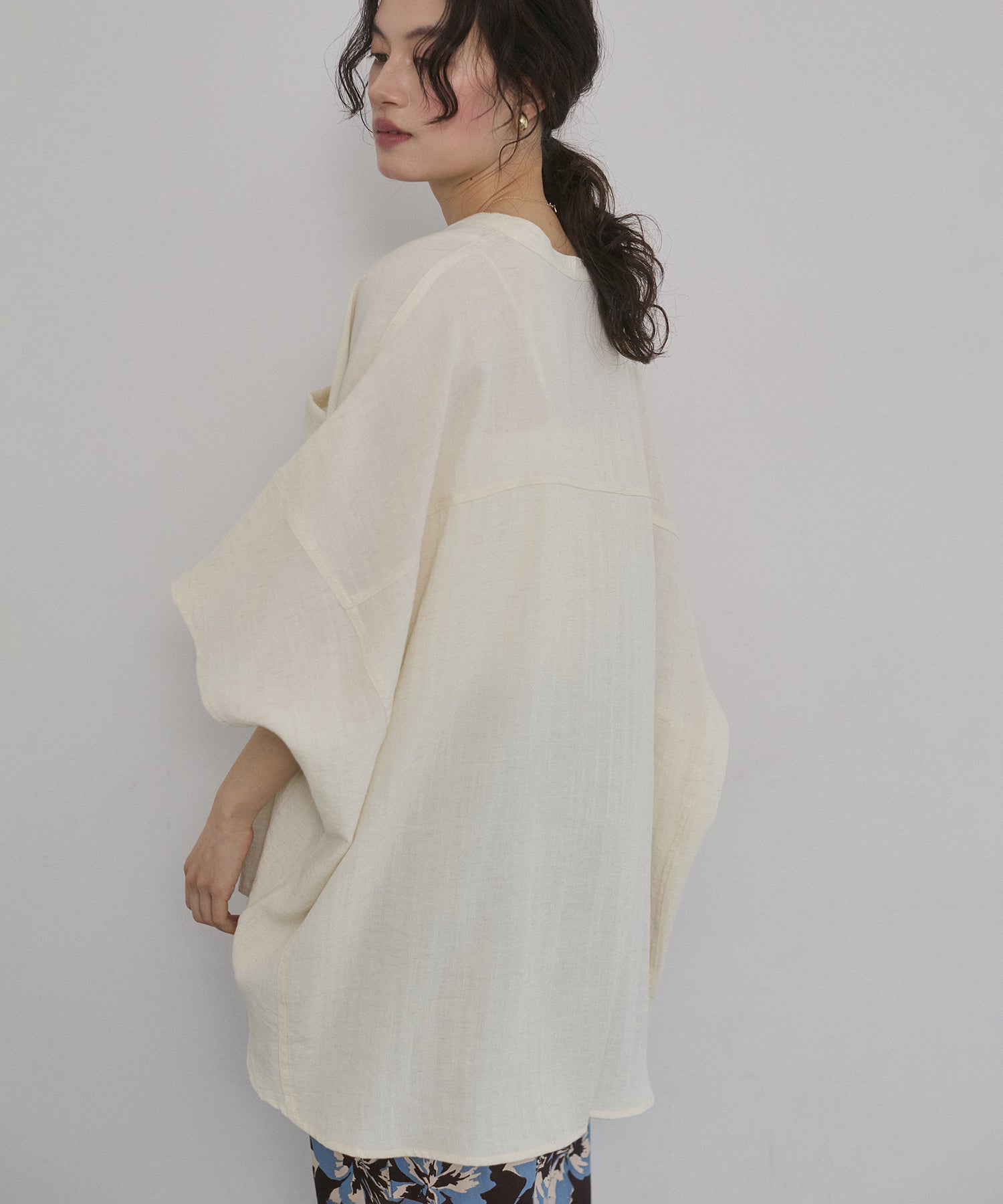 LINEN-RAYON DOLMAN OVERSHIRT