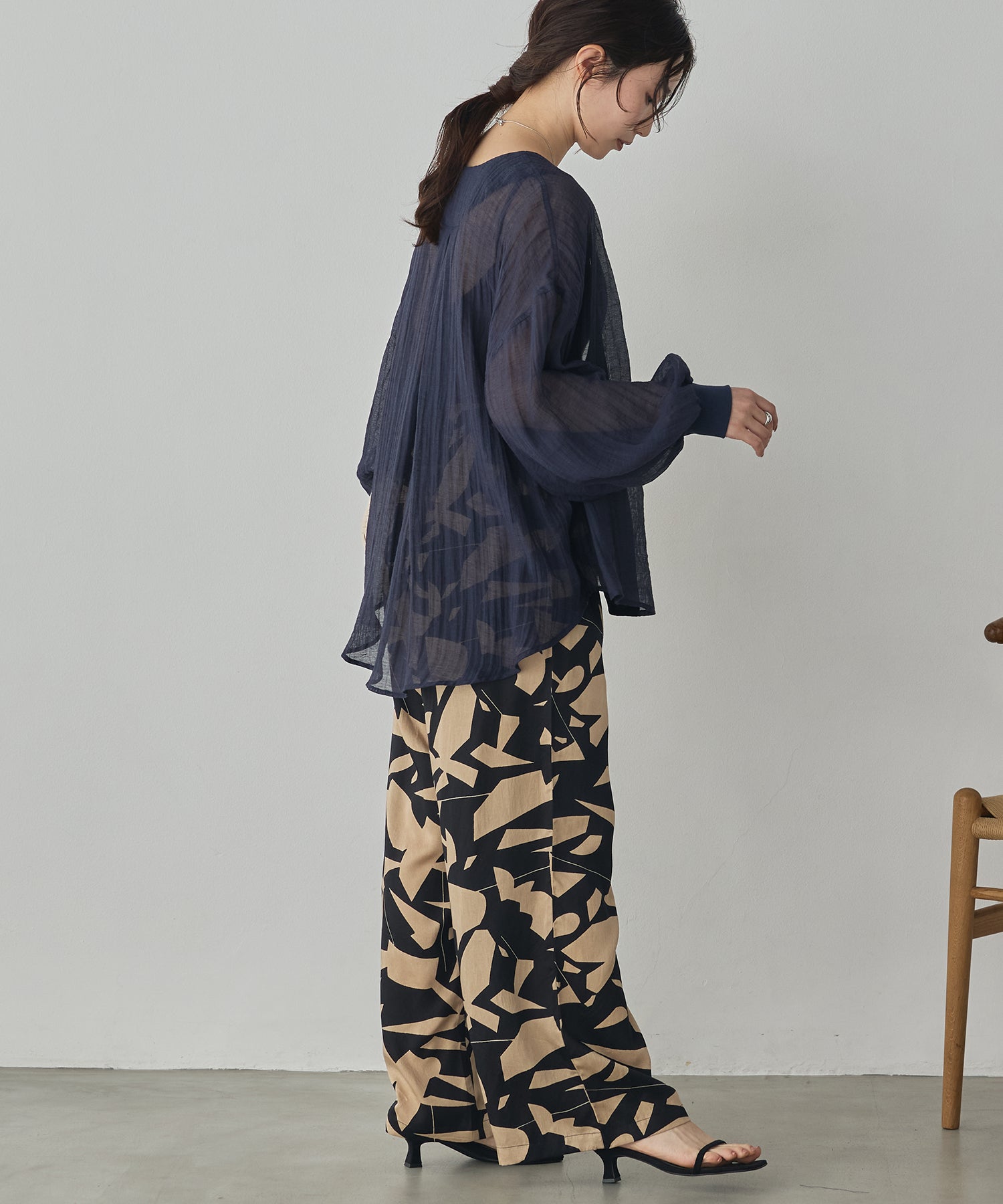 SHEER CARDIGAN