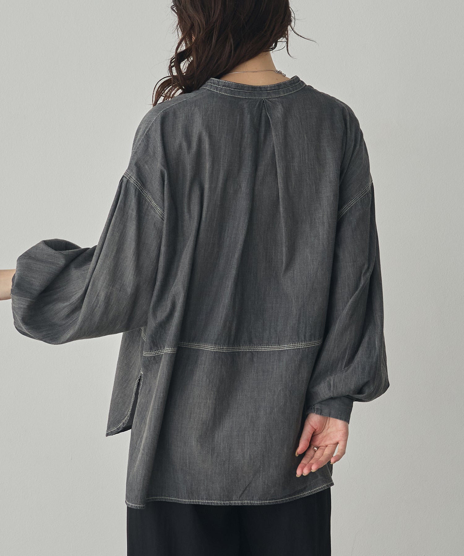 SHEER DENIM SKIPPER TOPS