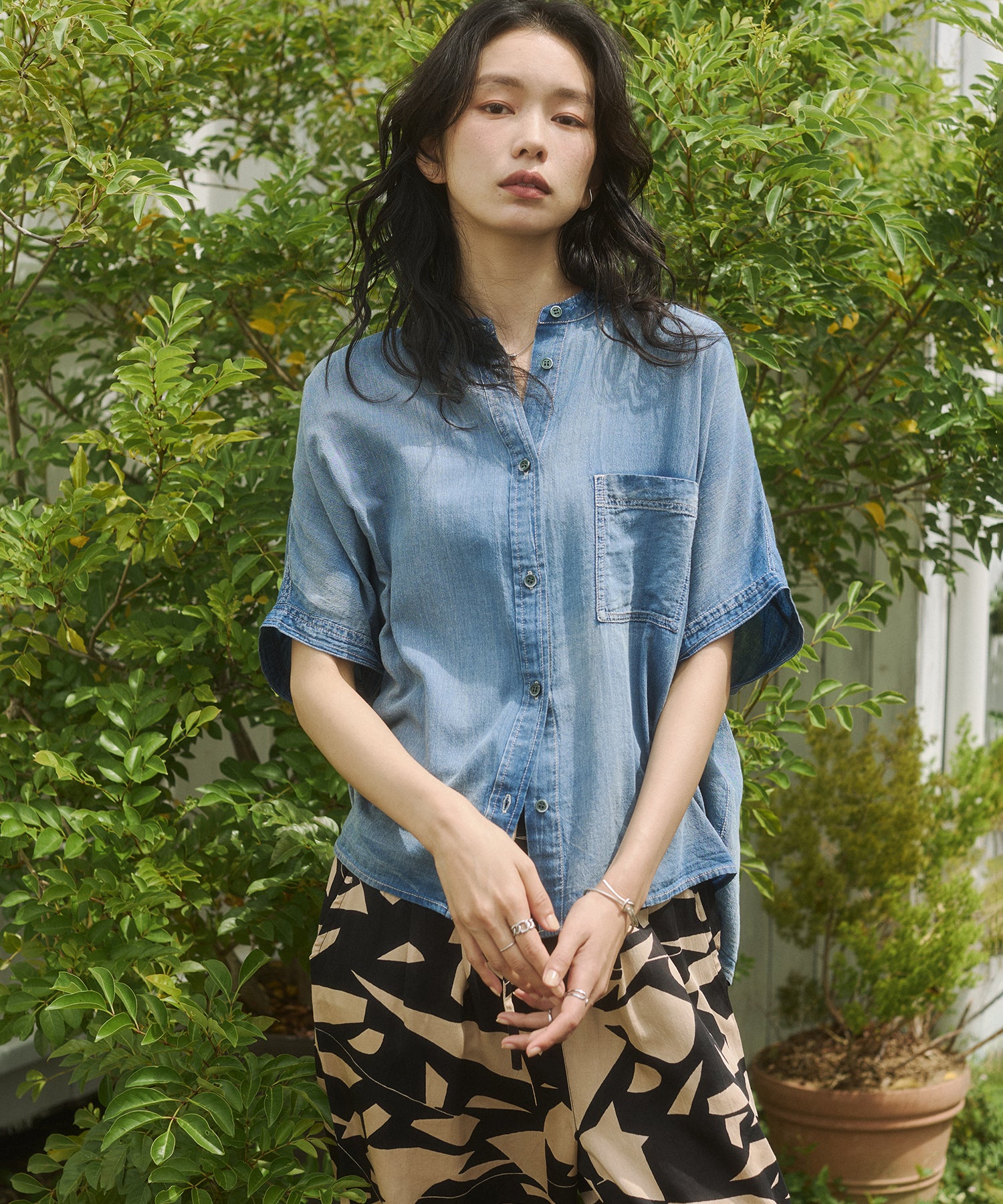 SHEER DENIM OVERSIZED SHORT-SLEEVE SHIRT