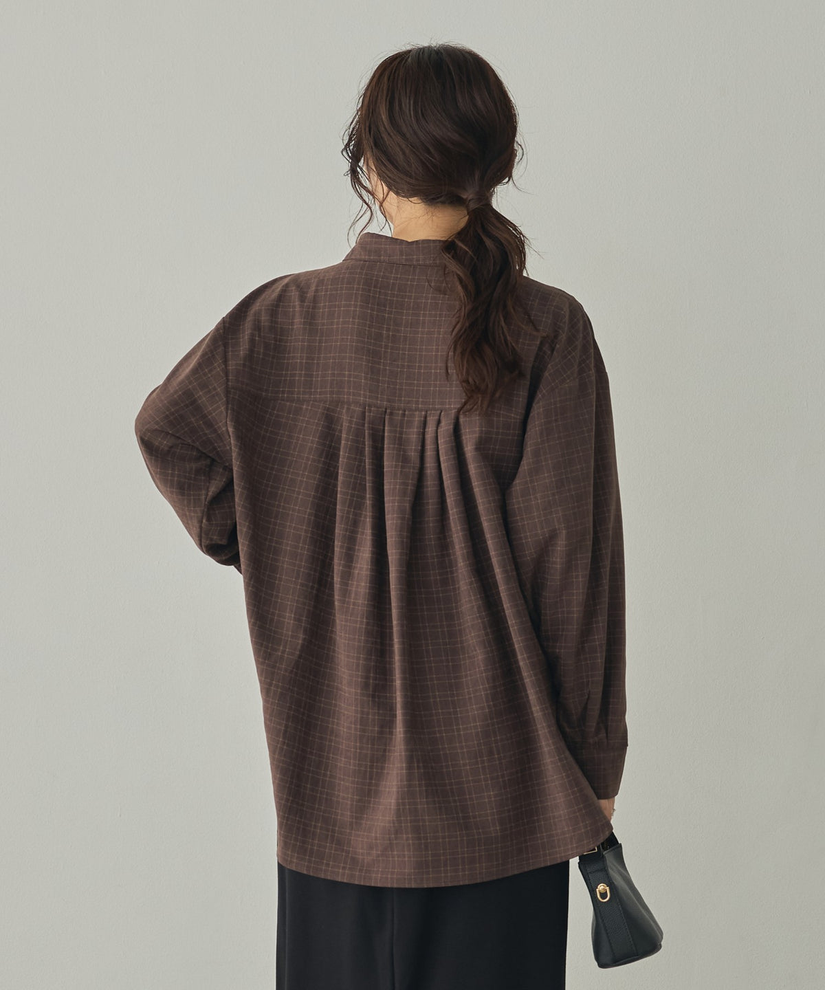 VINTAGE-STYLE PRINTED GATHERED SHIRT