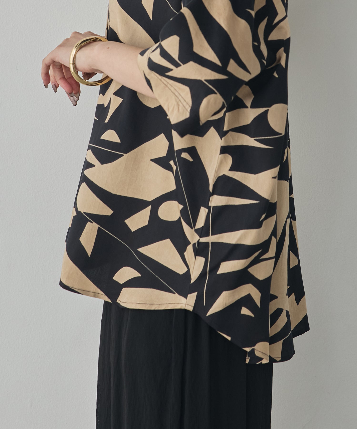 VISCOSE SATIN PRINTED OPEN-COLLAR SHIRT