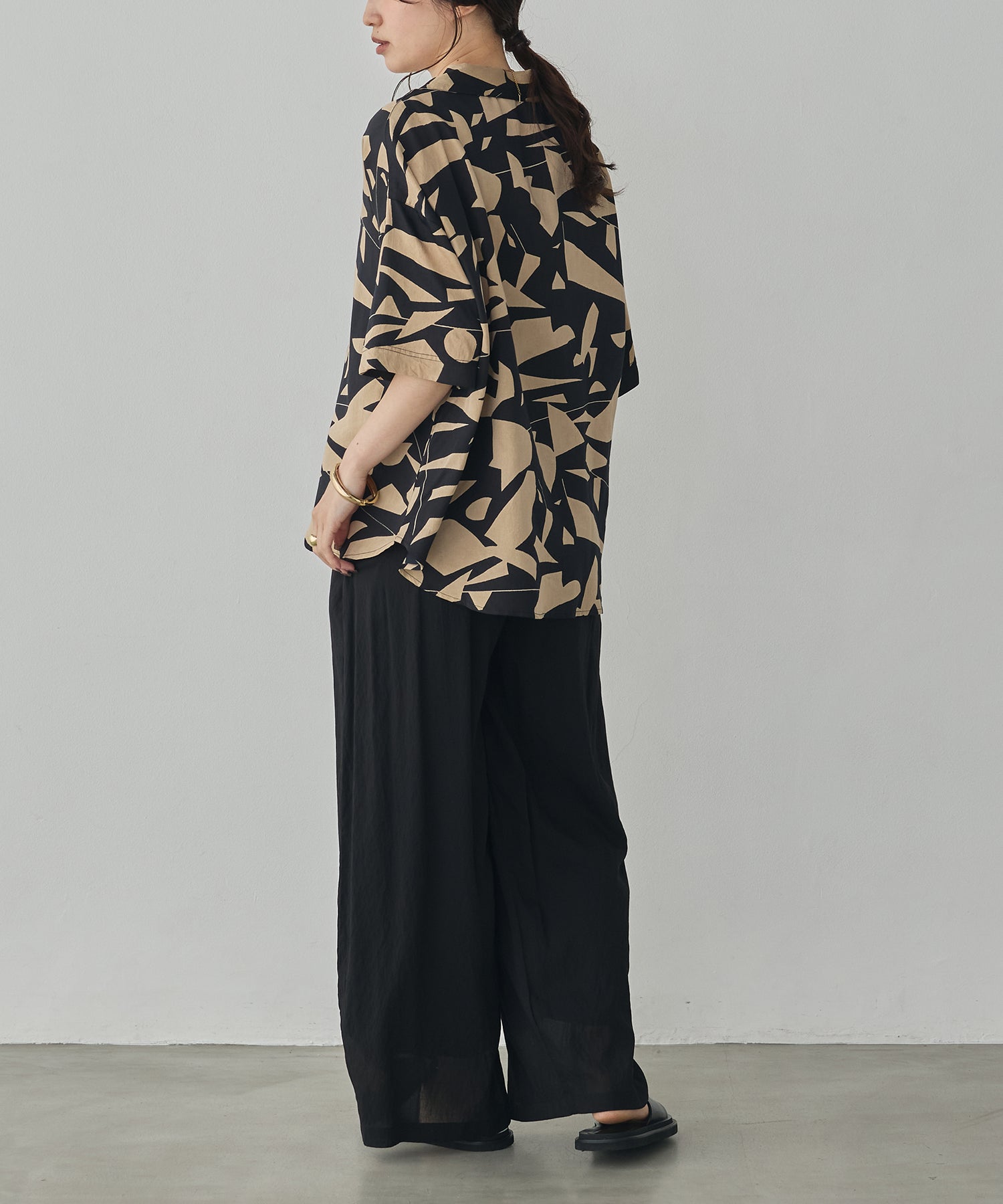VISCOSE SATIN PRINTED OPEN-COLLAR SHIRT