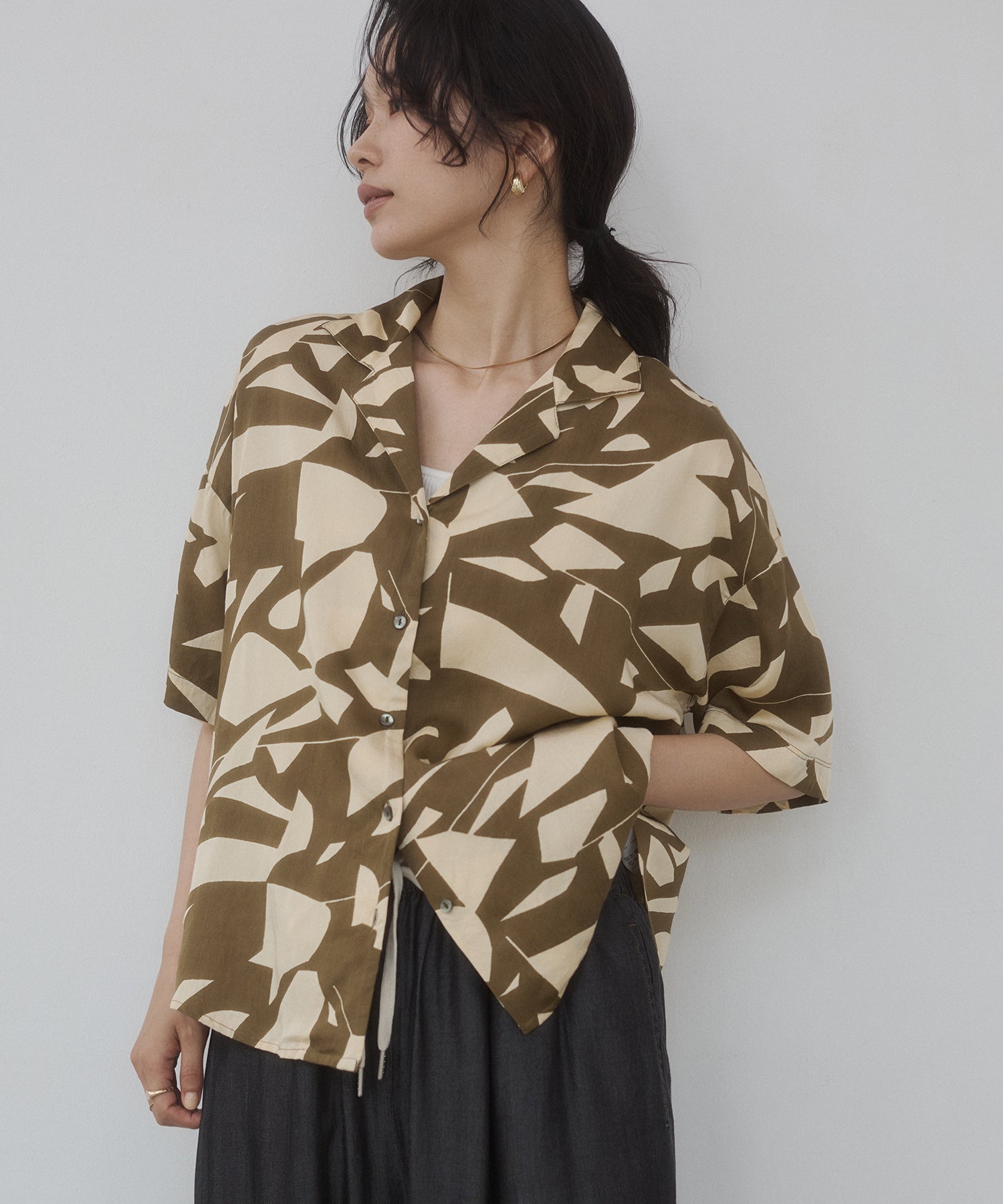 VISCOSE SATIN PRINTED OPEN-COLLAR SHIRT