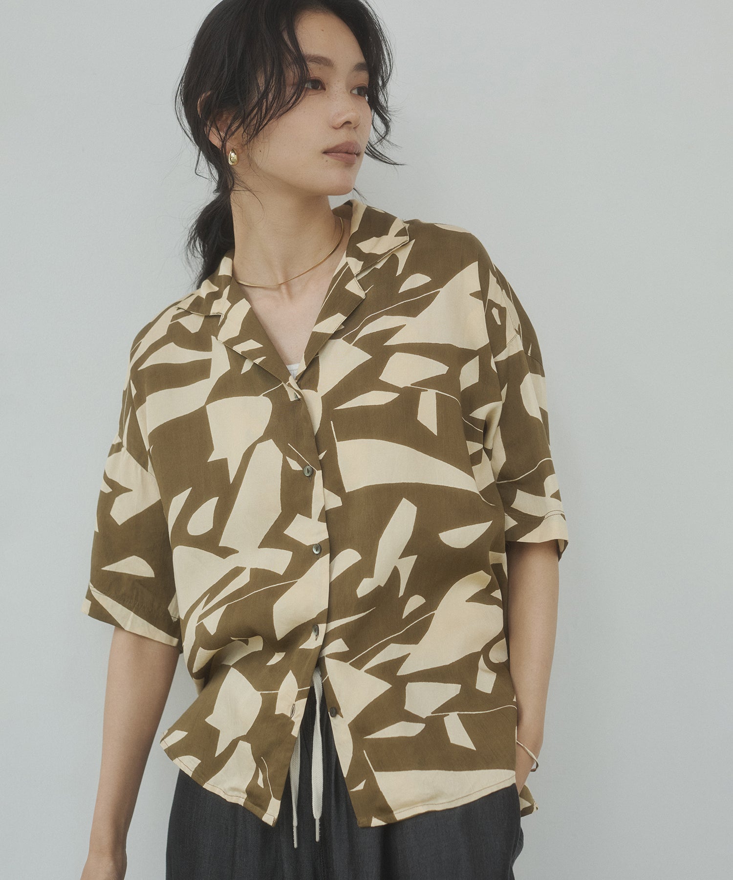 VISCOSE SATIN PRINTED OPEN-COLLAR SHIRT