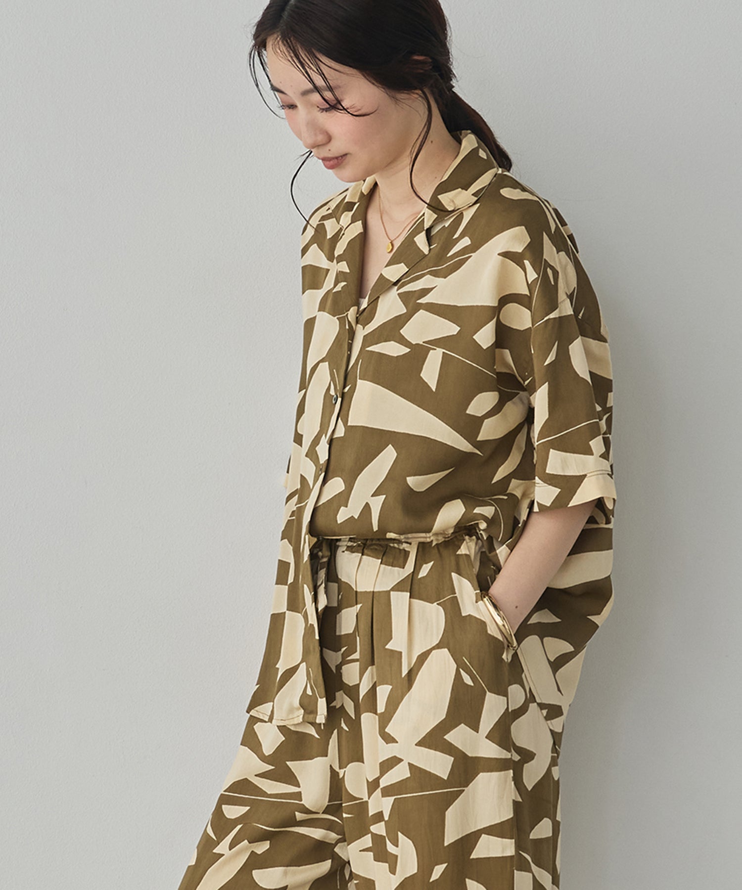 VISCOSE SATIN PRINTED OPEN-COLLAR SHIRT