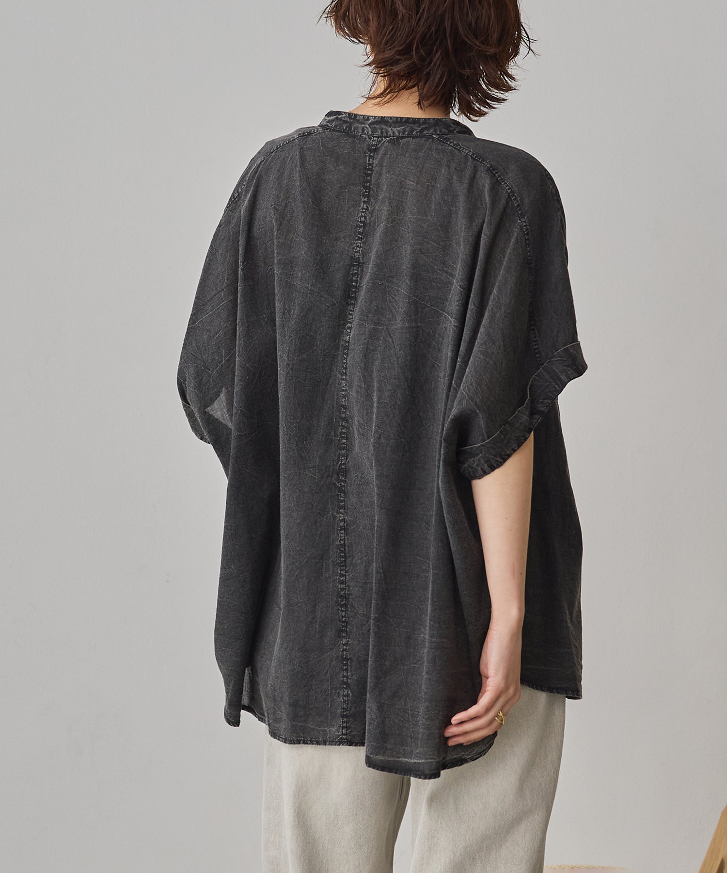 ACID-WASH SHORT-SLEEVE SHIRT