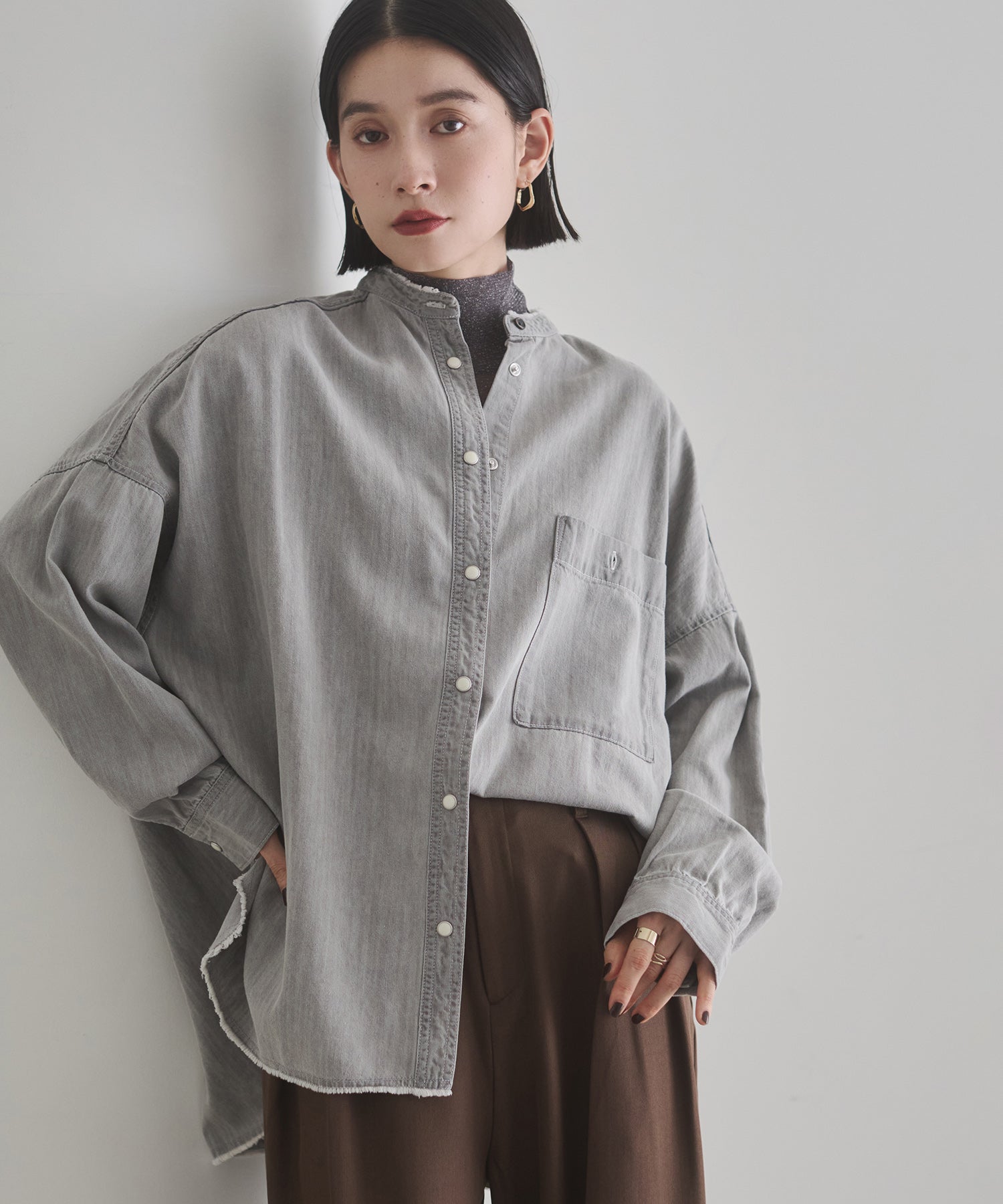 【WEB限定/別注】 バンドカラー オーバーサイズ デニムシャツ