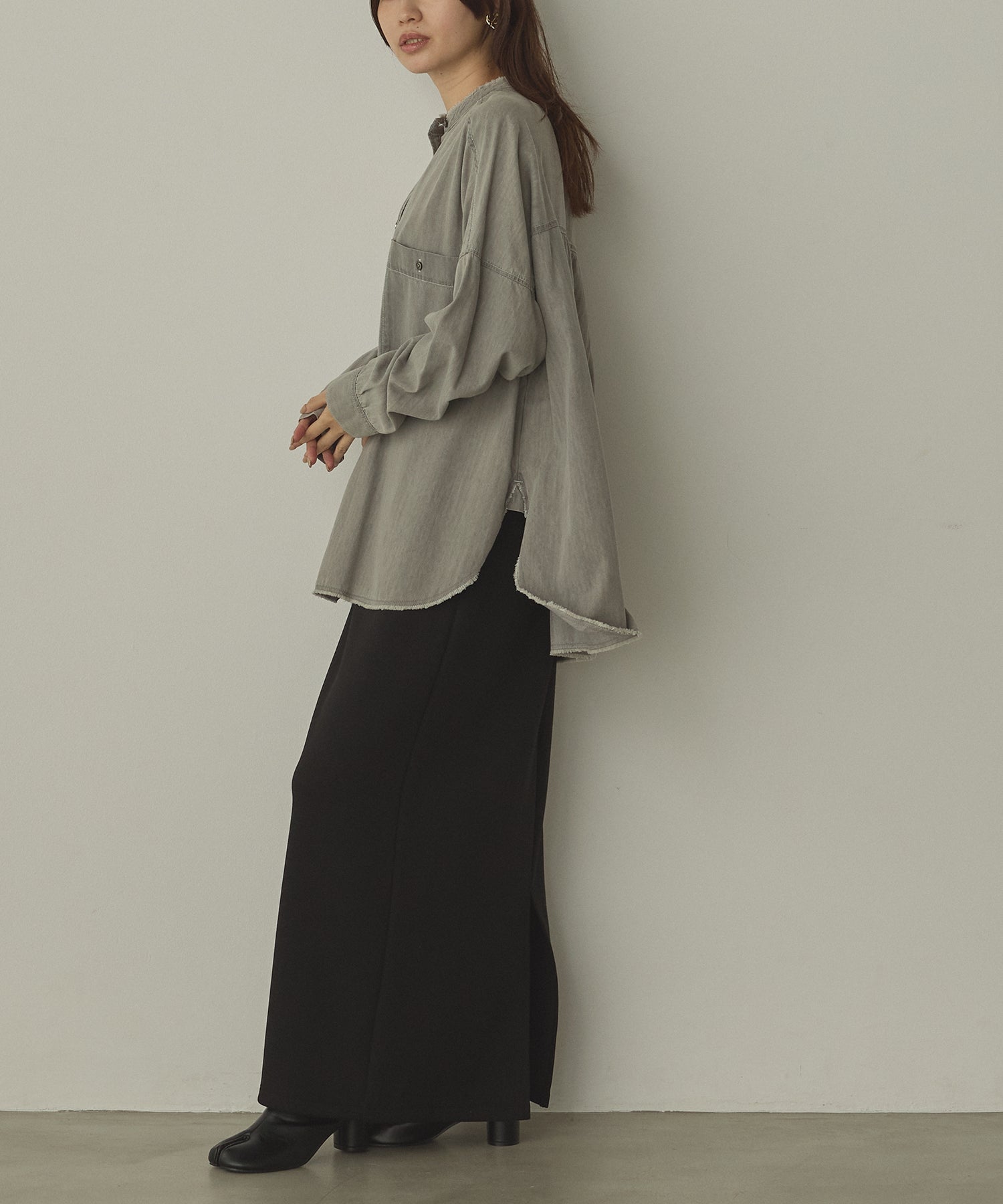 【WEB限定/別注】 バンドカラー オーバーサイズ デニムシャツ