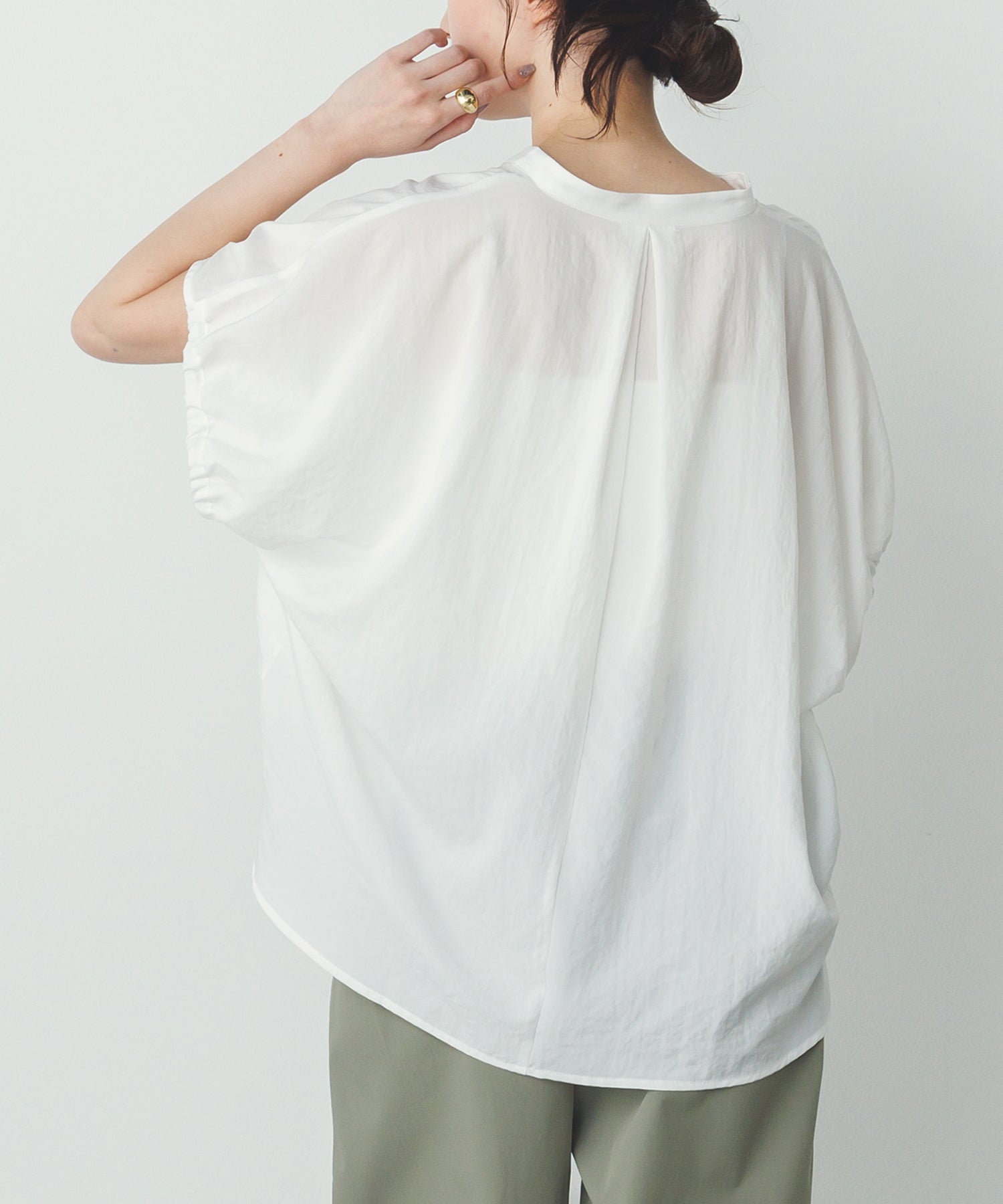 スパンローン ボリュームフレンチブラウス