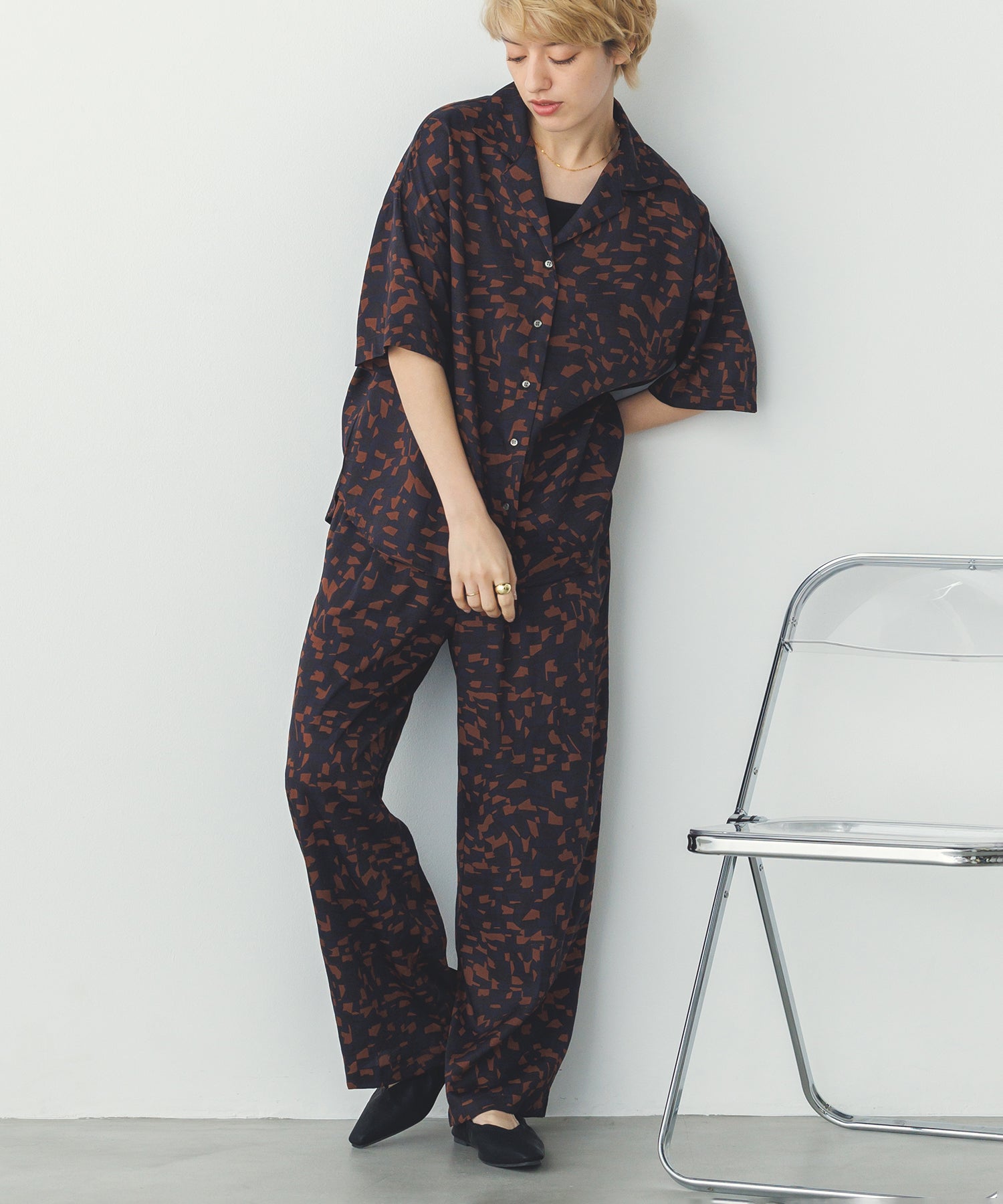 GEOMETRIC PRINT SHIRT