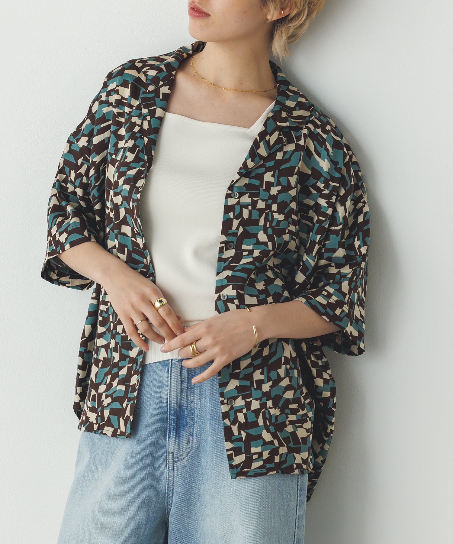 GEOMETRIC PRINT SHIRT