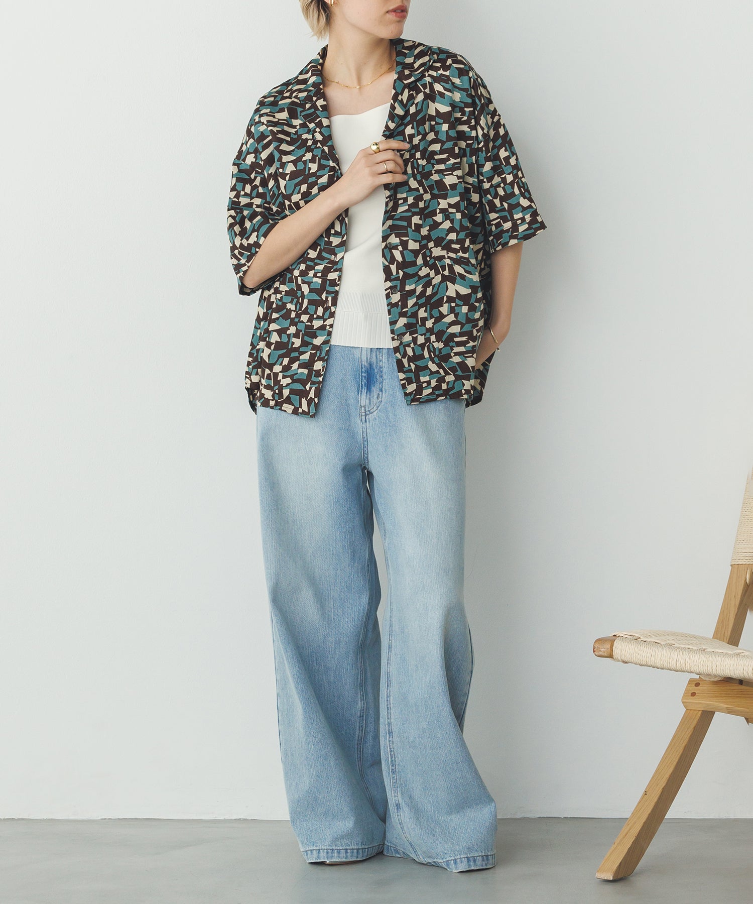 GEOMETRIC PRINT SHIRT