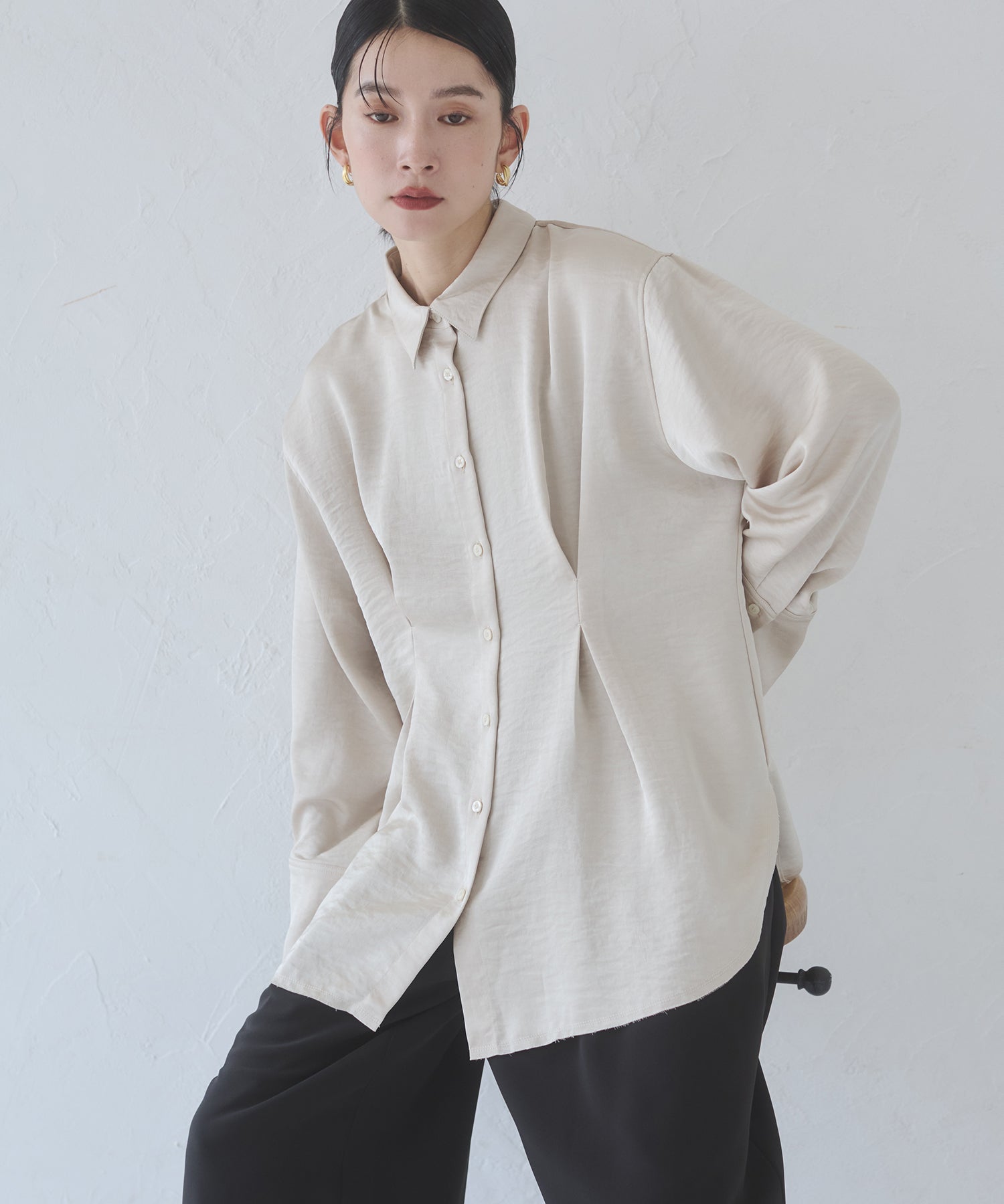 MATTE SATIN TUCK SHIRT