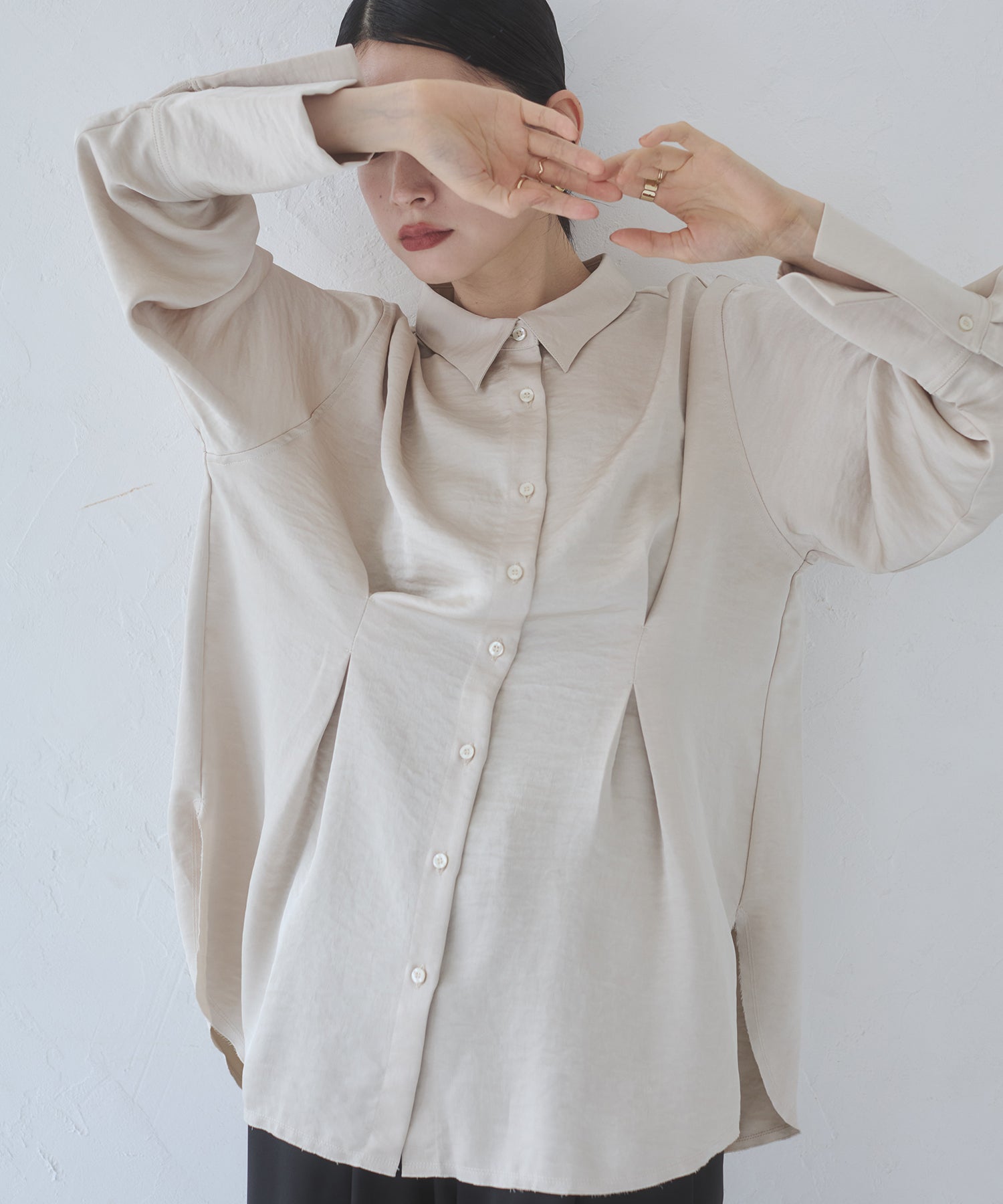 MATTE SATIN TUCK SHIRT