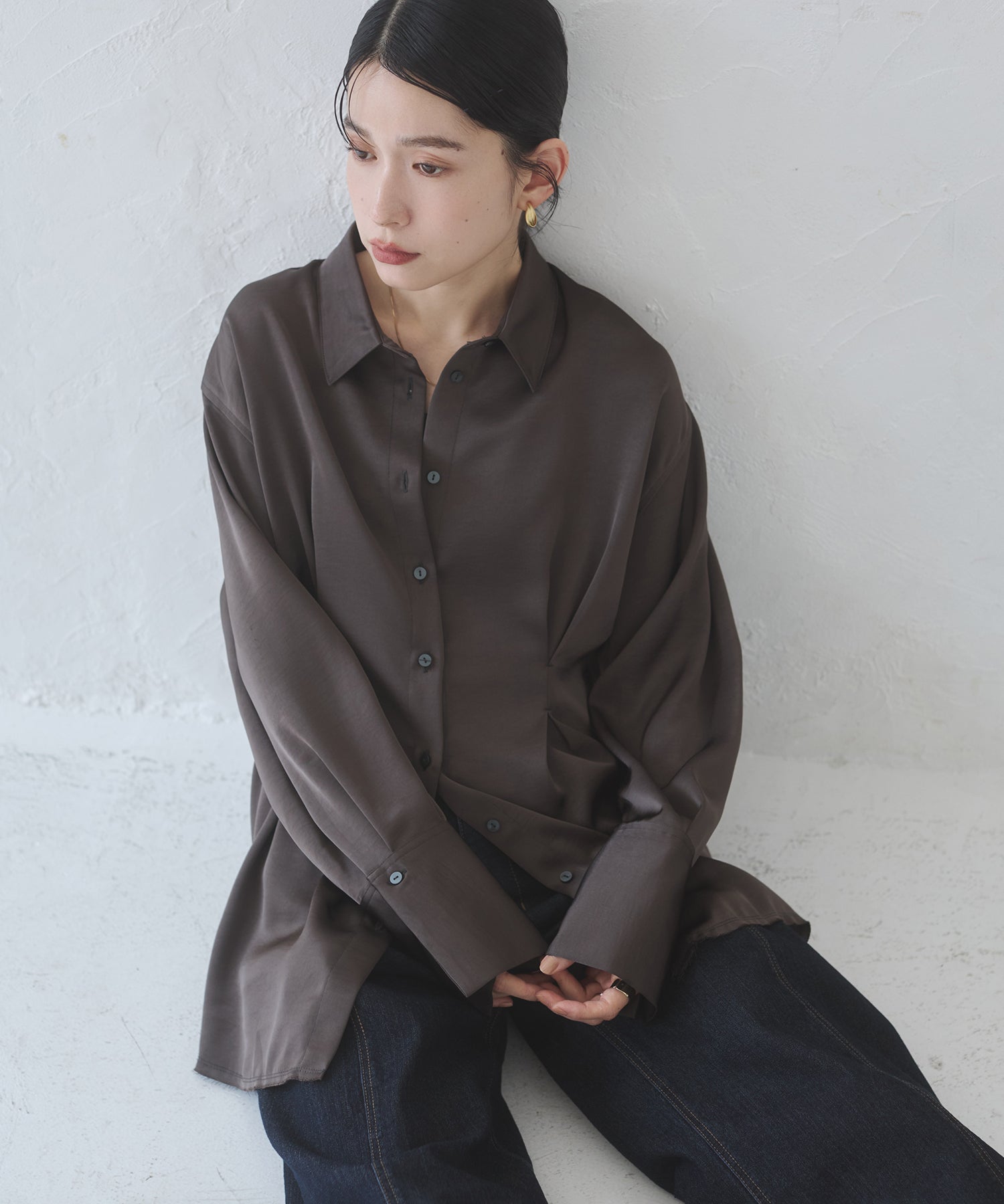 MATTE SATIN TUCK SHIRT
