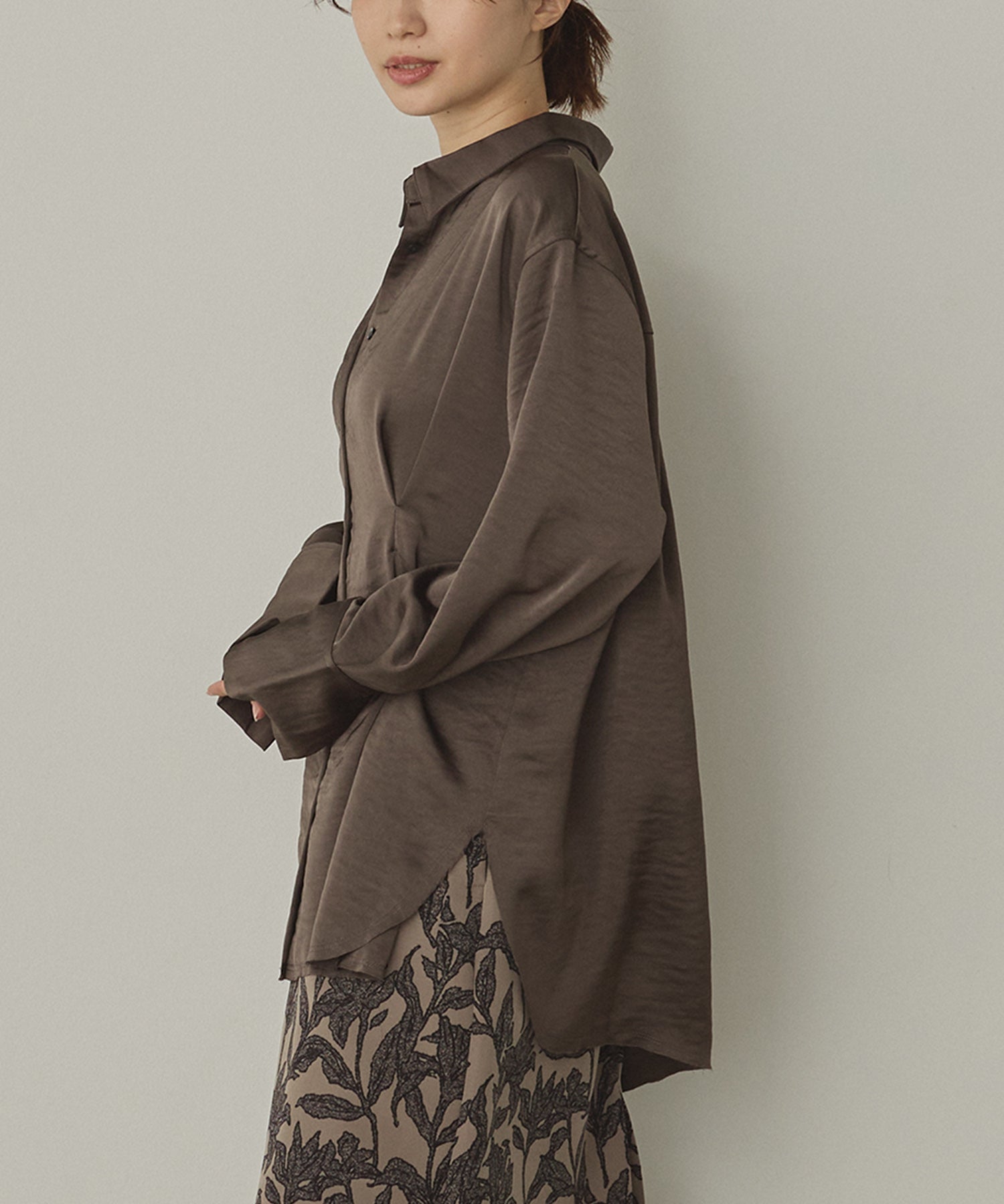 MATTE SATIN TUCK SHIRT