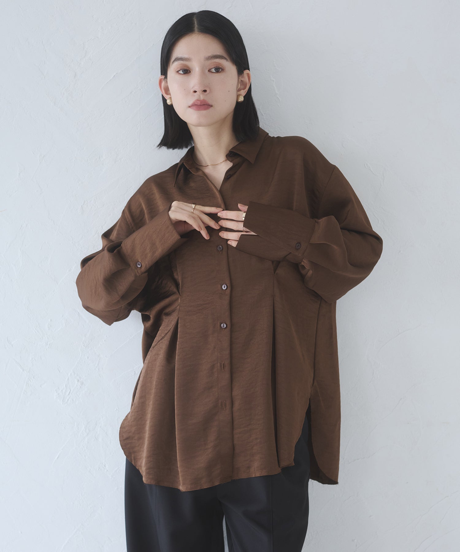 MATTE SATIN TUCK SHIRT