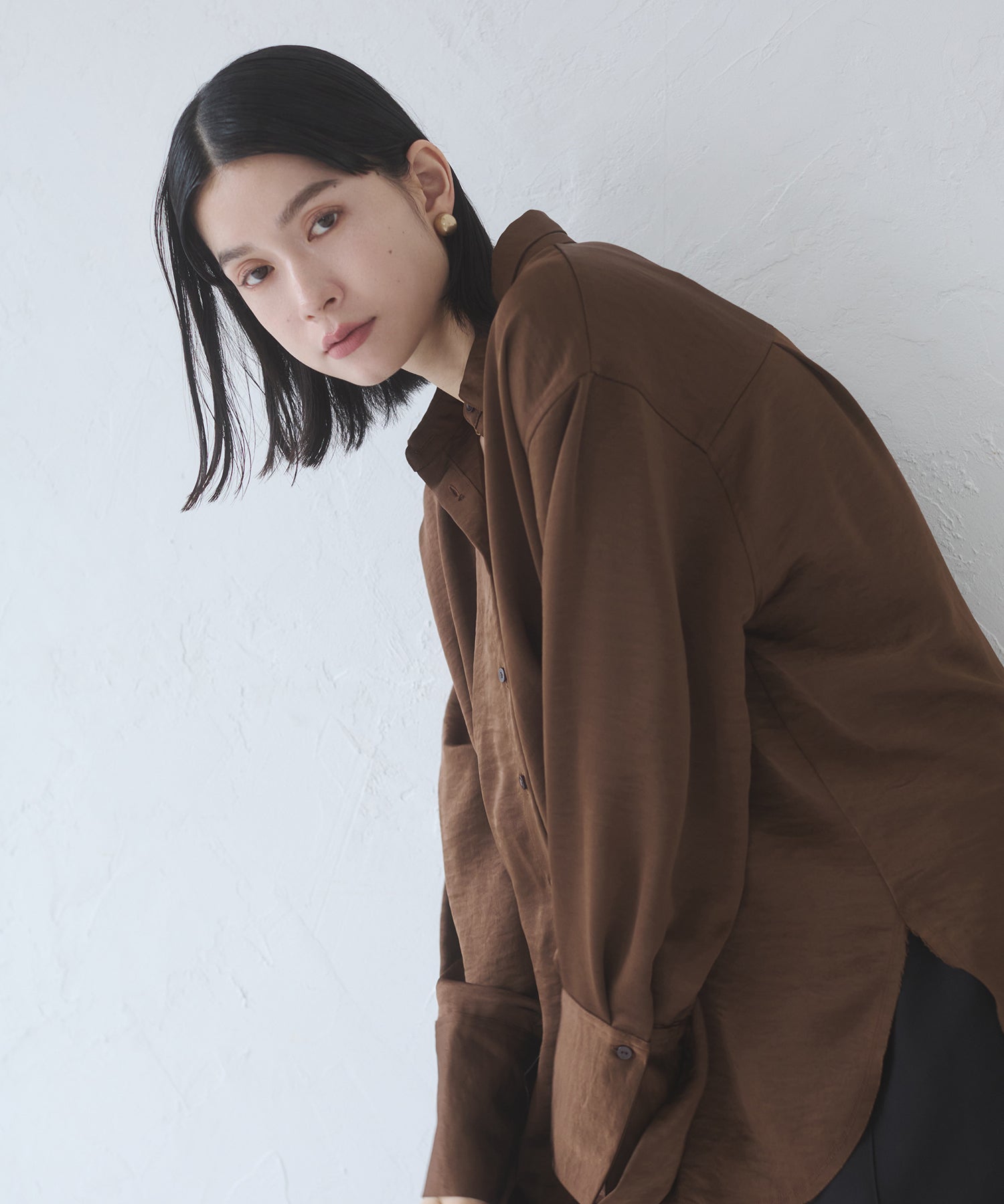 MATTE SATIN TUCK SHIRT