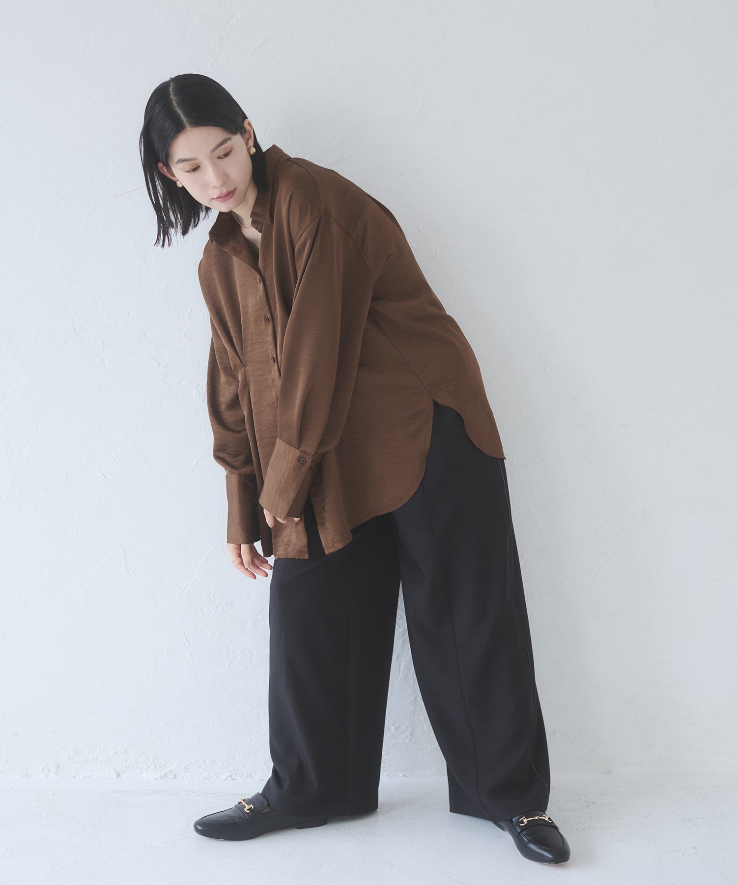 MATTE SATIN TUCK SHIRT