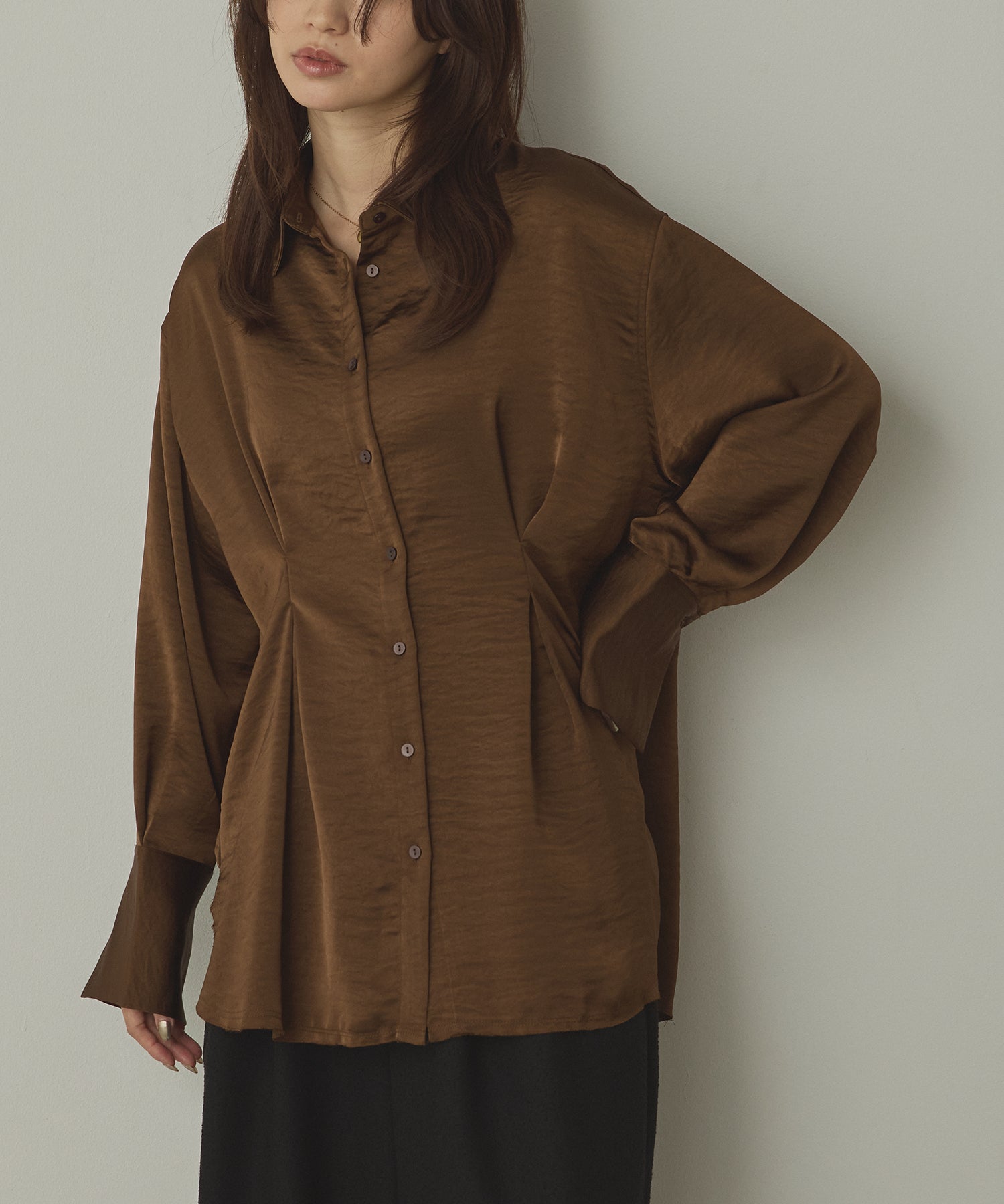 MATTE SATIN TUCK SHIRT