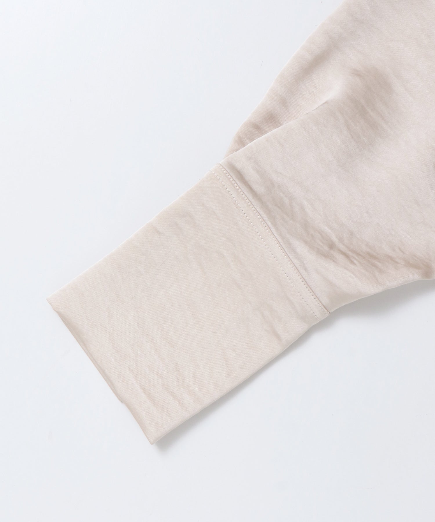 MATTE SATIN TUCK SHIRT