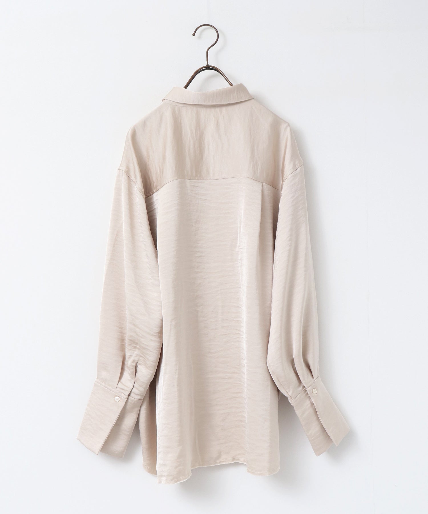 MATTE SATIN TUCK SHIRT