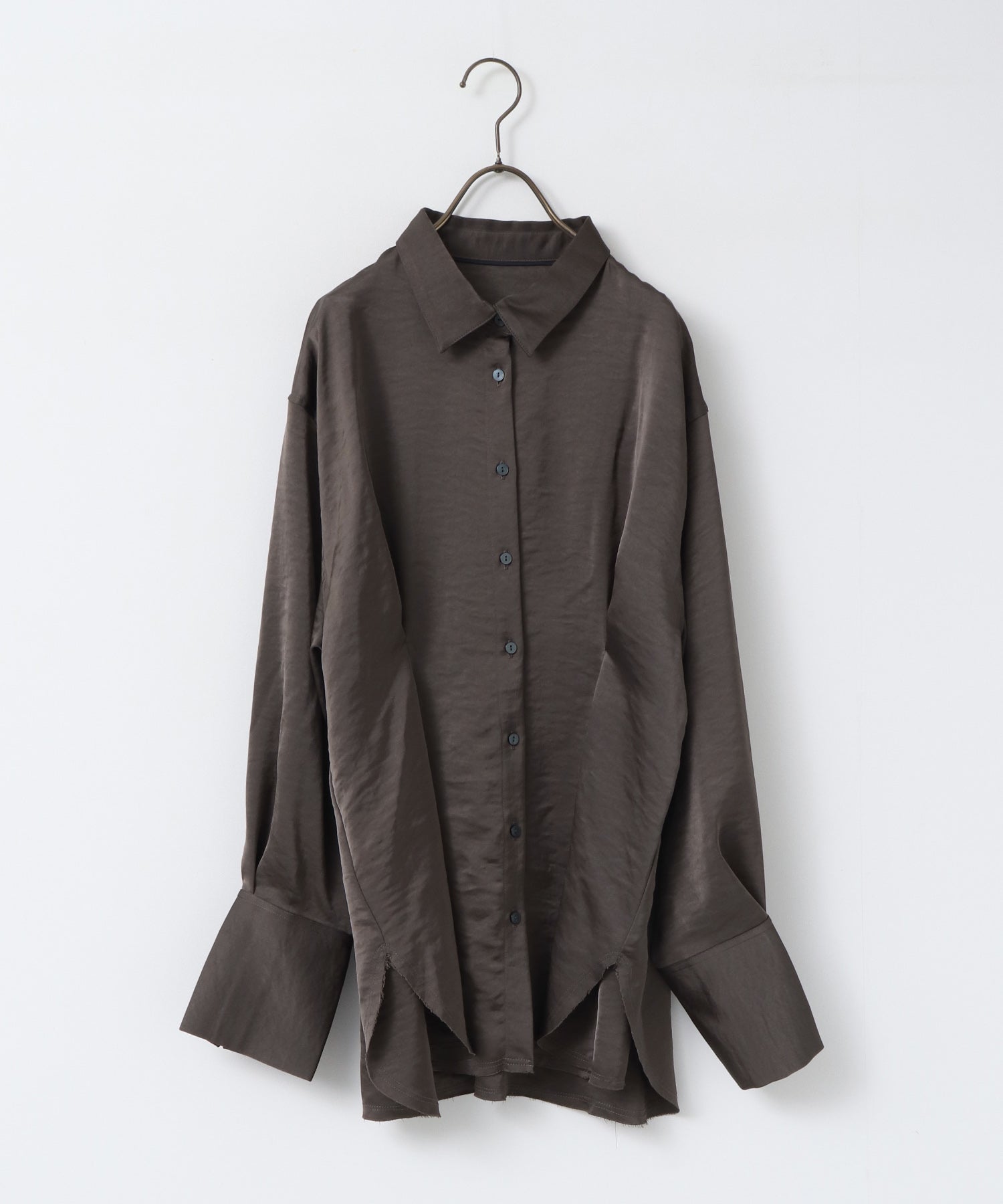 MATTE SATIN TUCK SHIRT